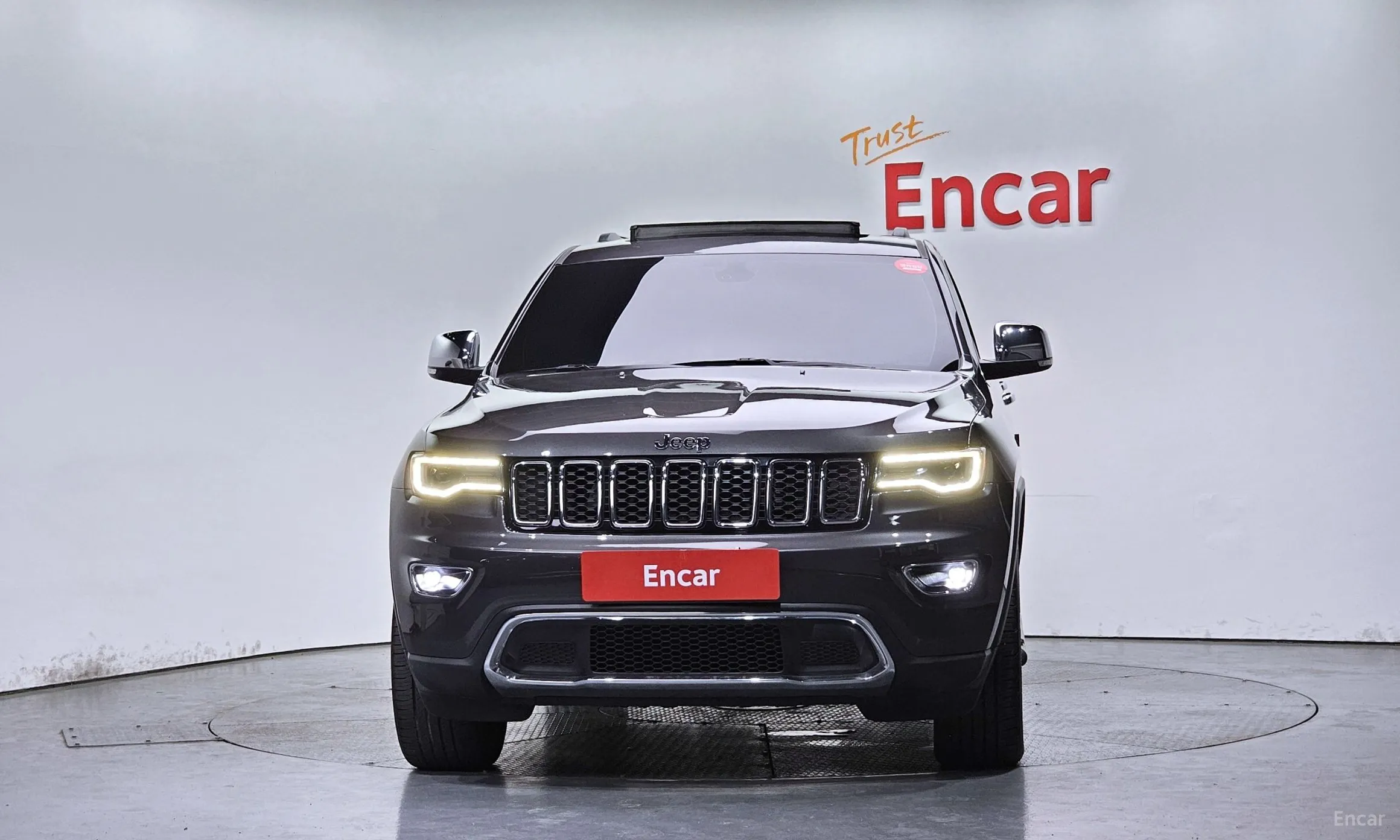 Jeep Grand Cherokee превью 3