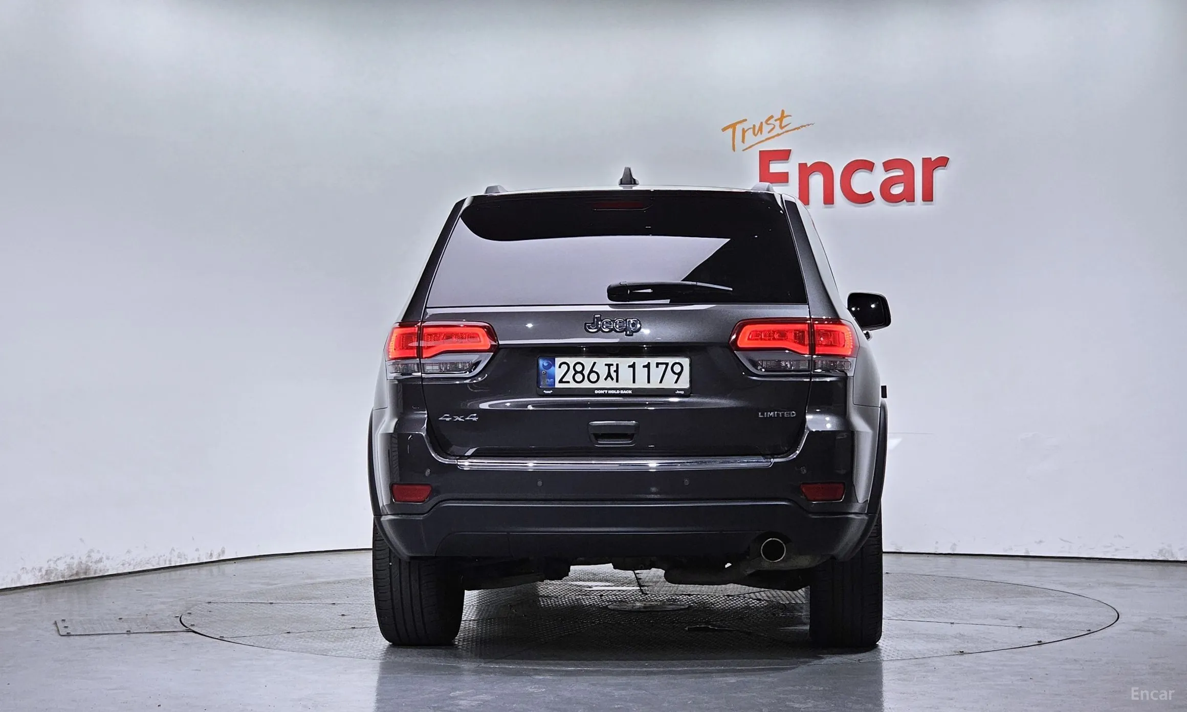 Jeep Grand Cherokee превью 4