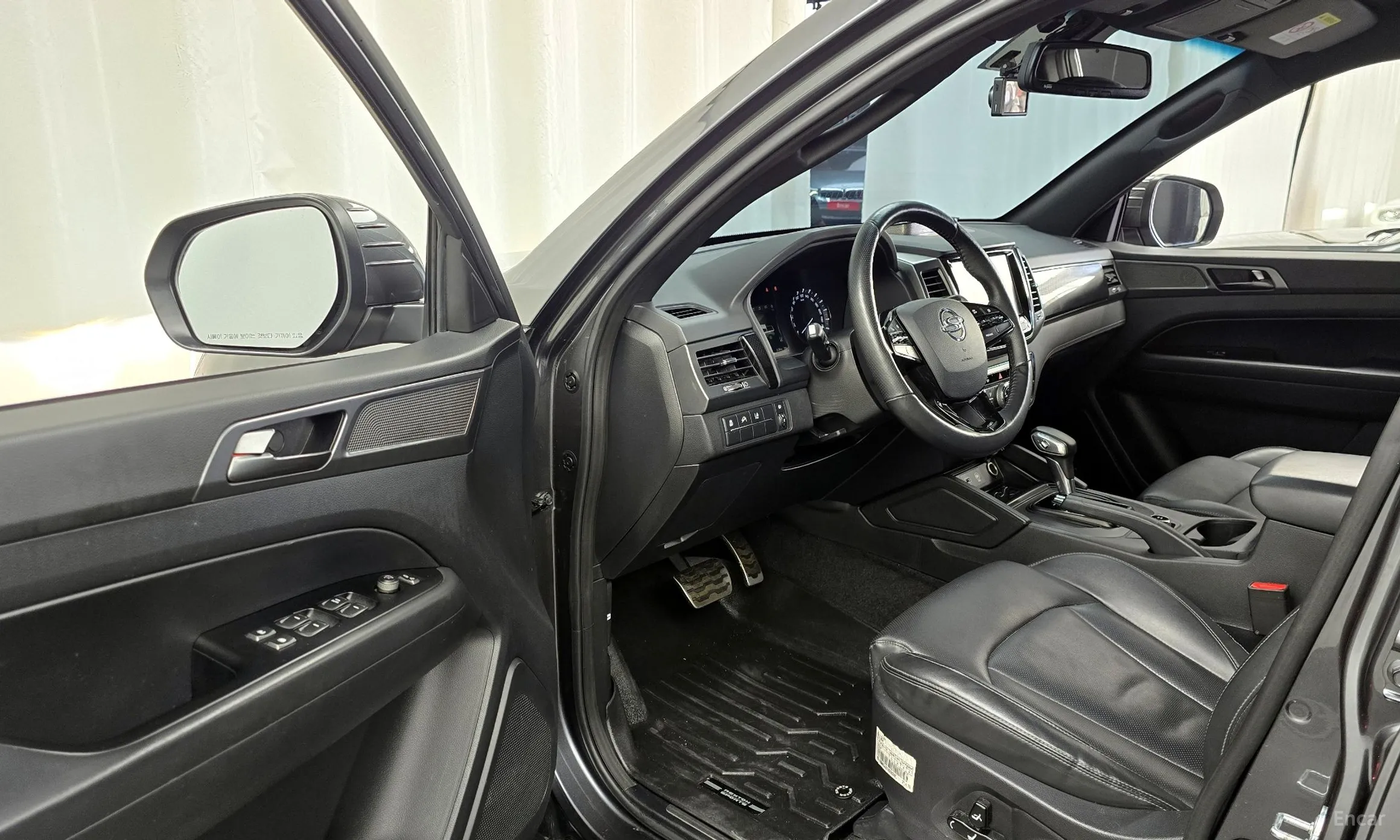 KG Mobility (SsangYong) Rexton Sports превью 10