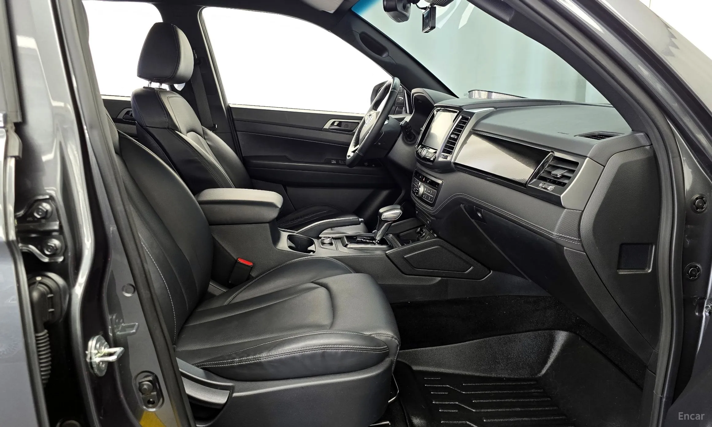 KG Mobility (SsangYong) Rexton Sports превью 11
