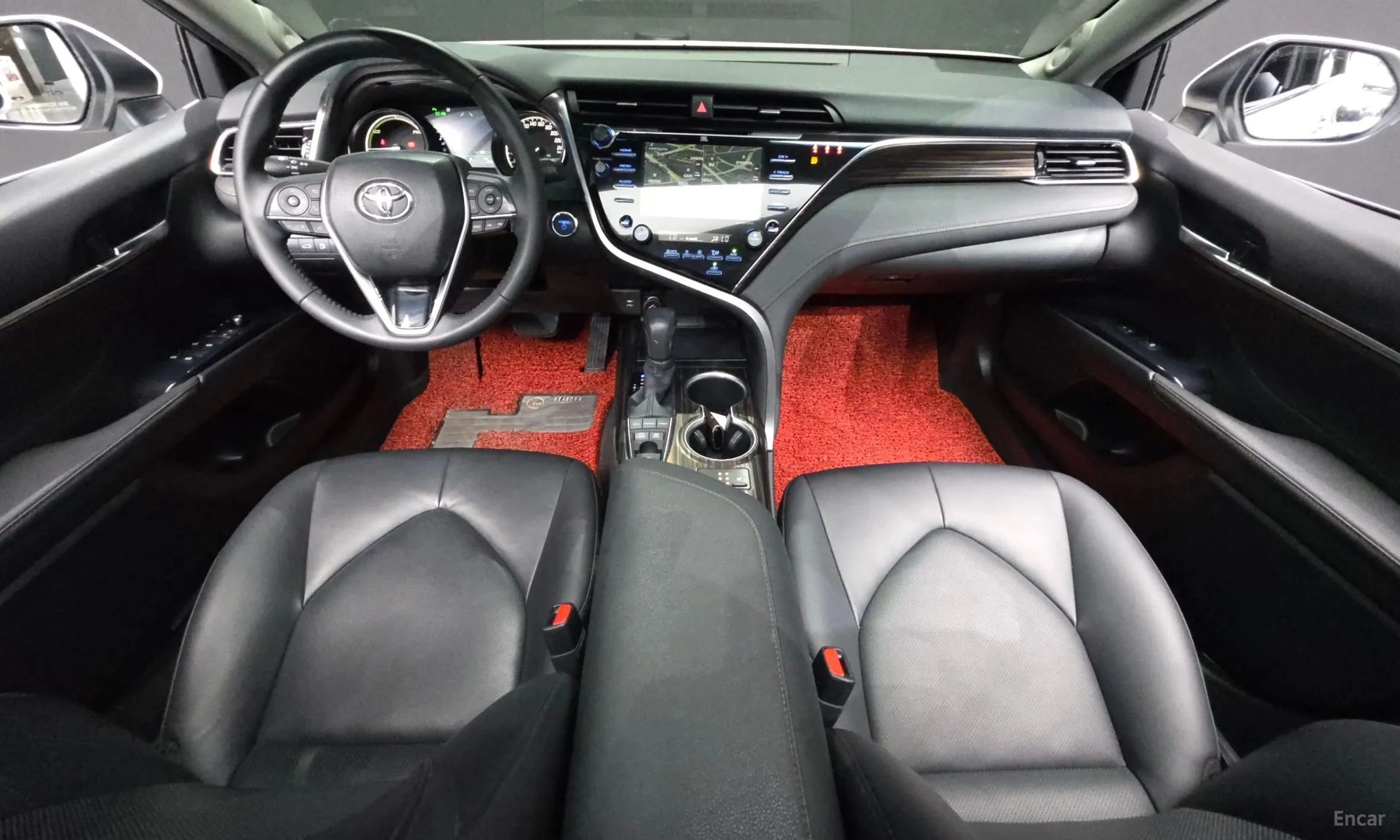 Toyota Camry (XV70) превью 7