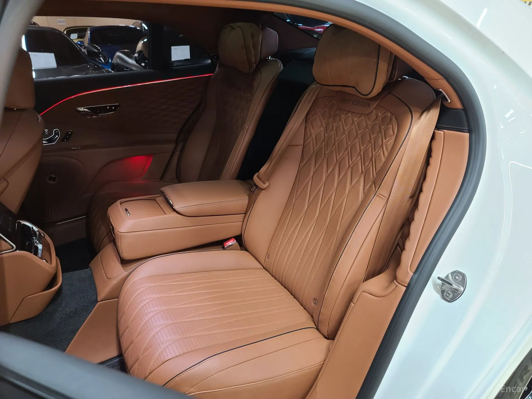 Bentley Flying Spur 3rd Generation превью 18