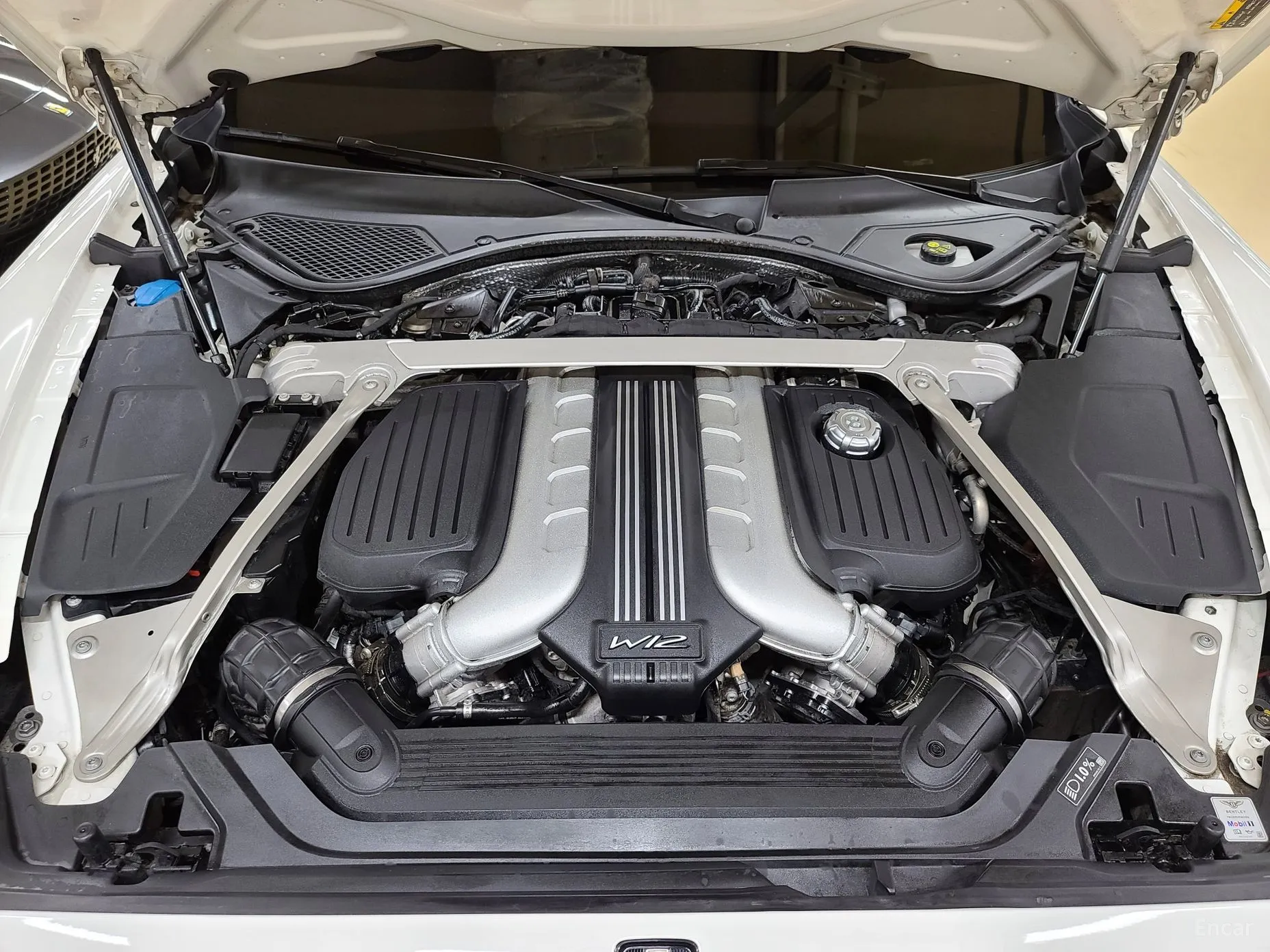 Bentley Flying Spur 3rd Generation превью 6