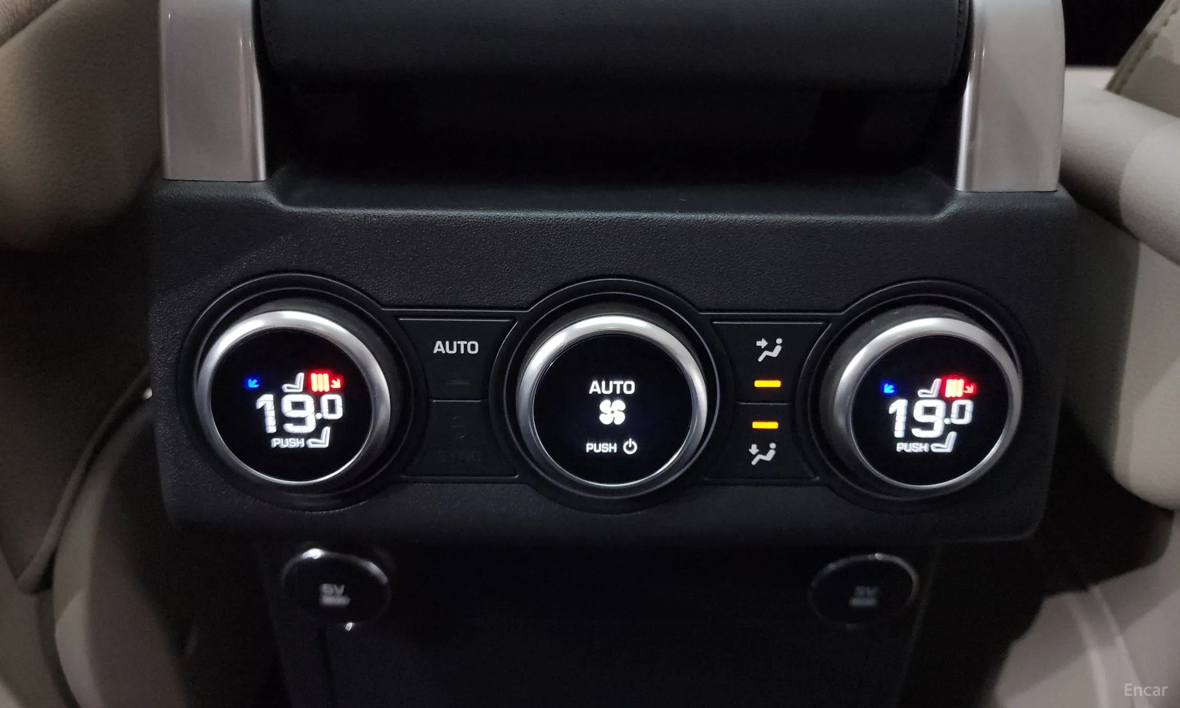 Land Rover Discovery 5 превью 13