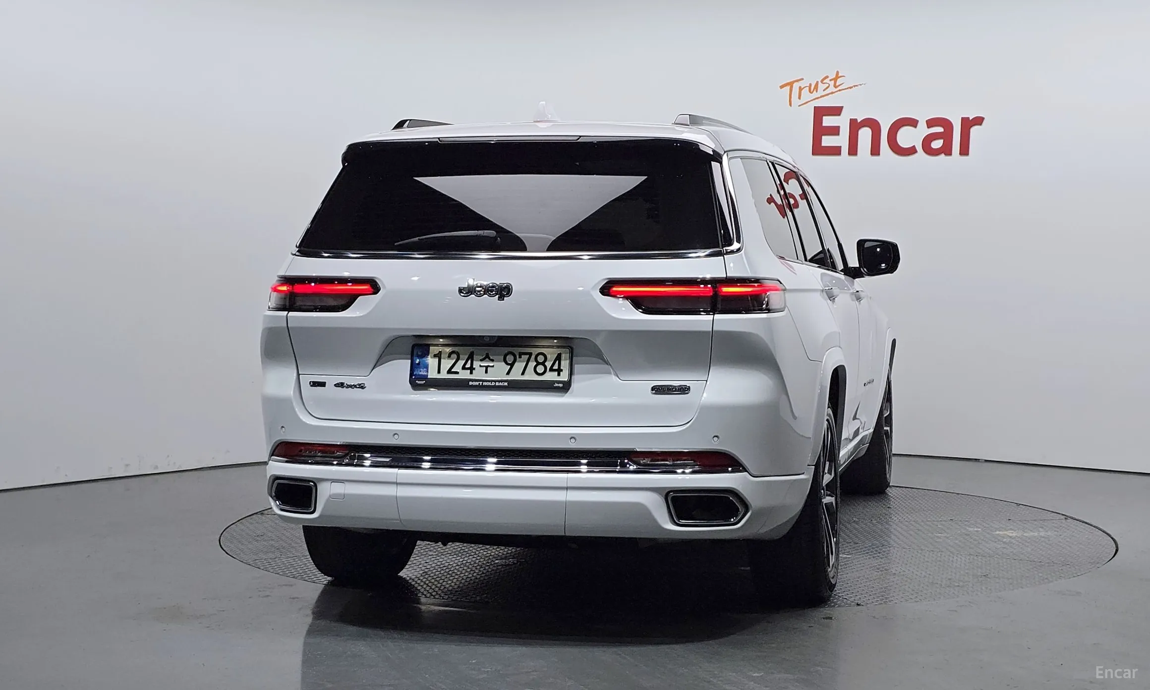 Jeep Grand Cherokee (WL) превью 4