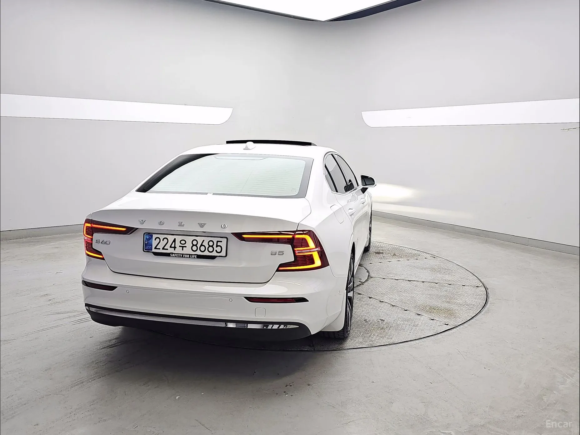 Volvo S60 3rd Generation превью 4