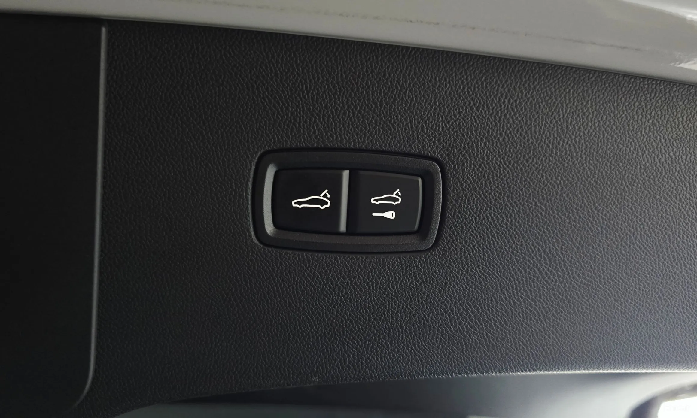 Porsche Cayenne (PO536) превью 18
