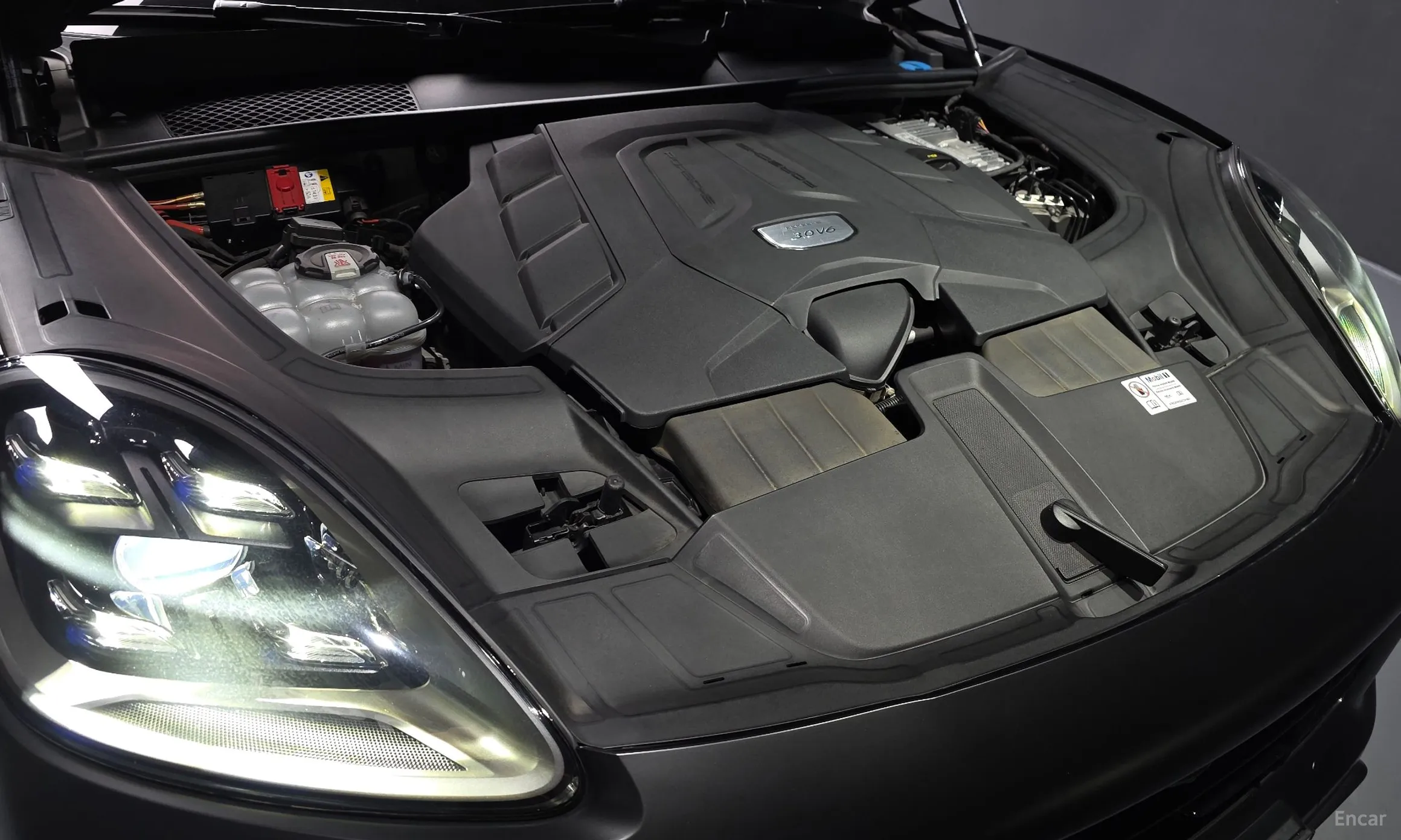 Porsche Cayenne (PO536) превью 6