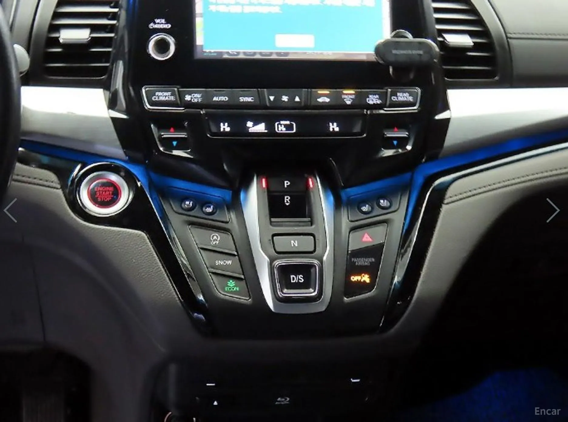 Honda Odyssey превью 12