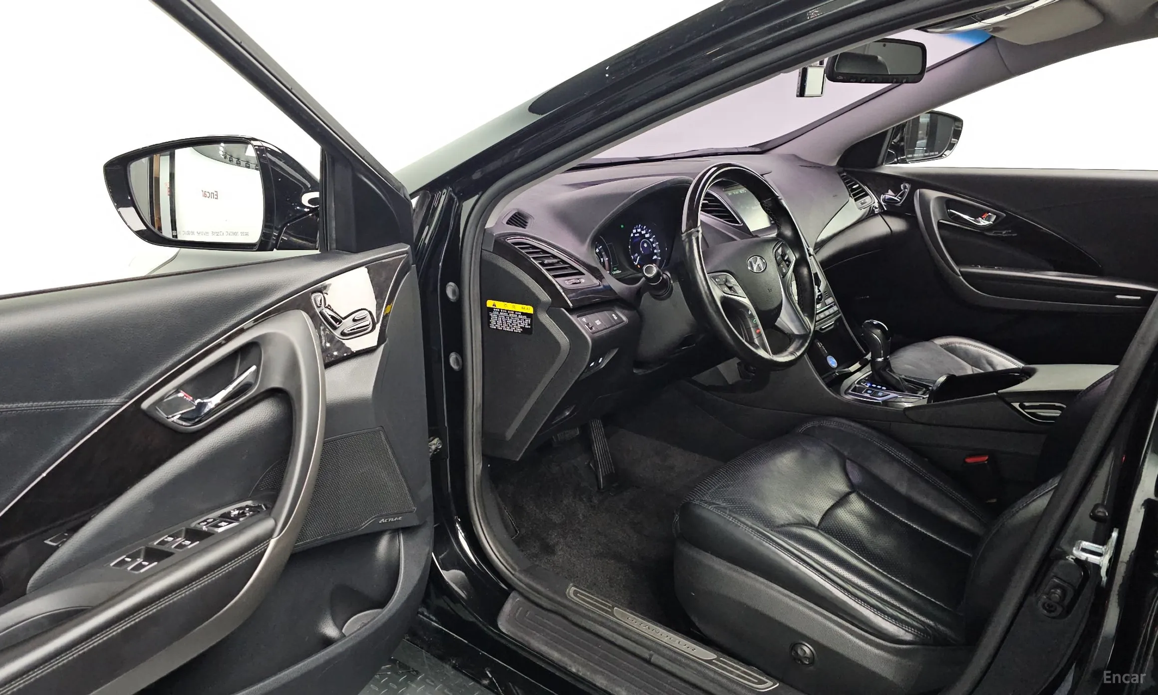 Hyundai Grandeur HG превью 10