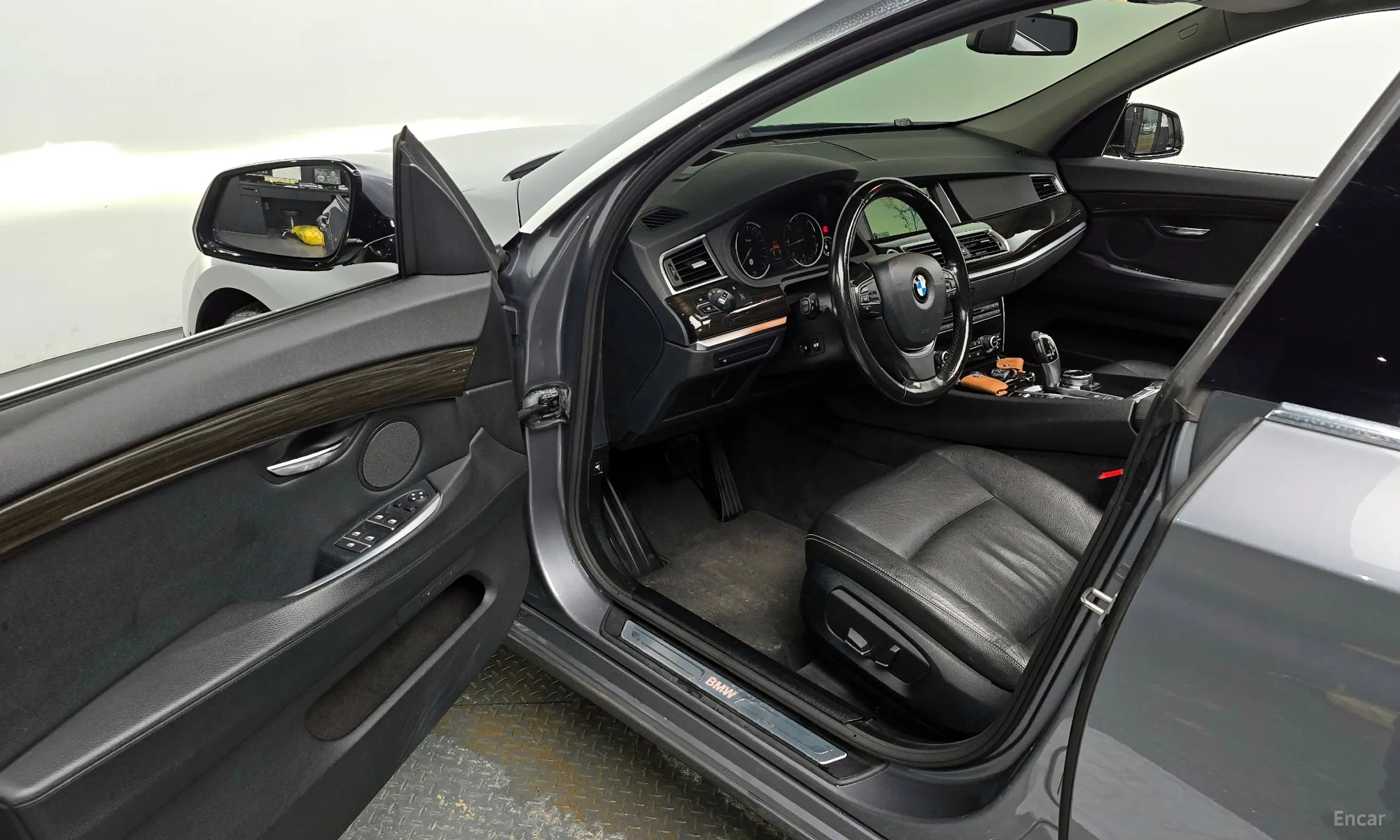 BMW 5 Series GT (F07) превью 10