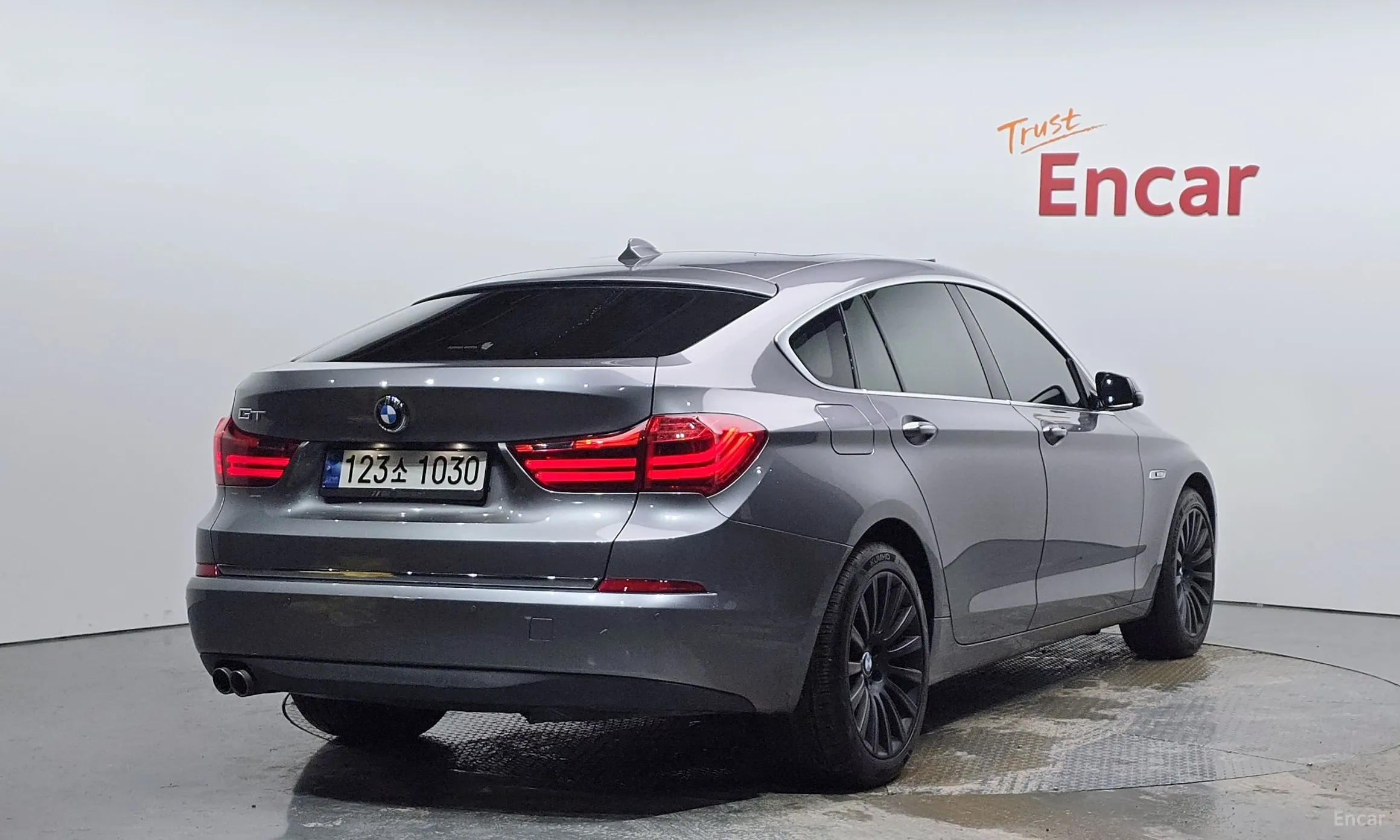 BMW 5 Series GT (F07) превью 2