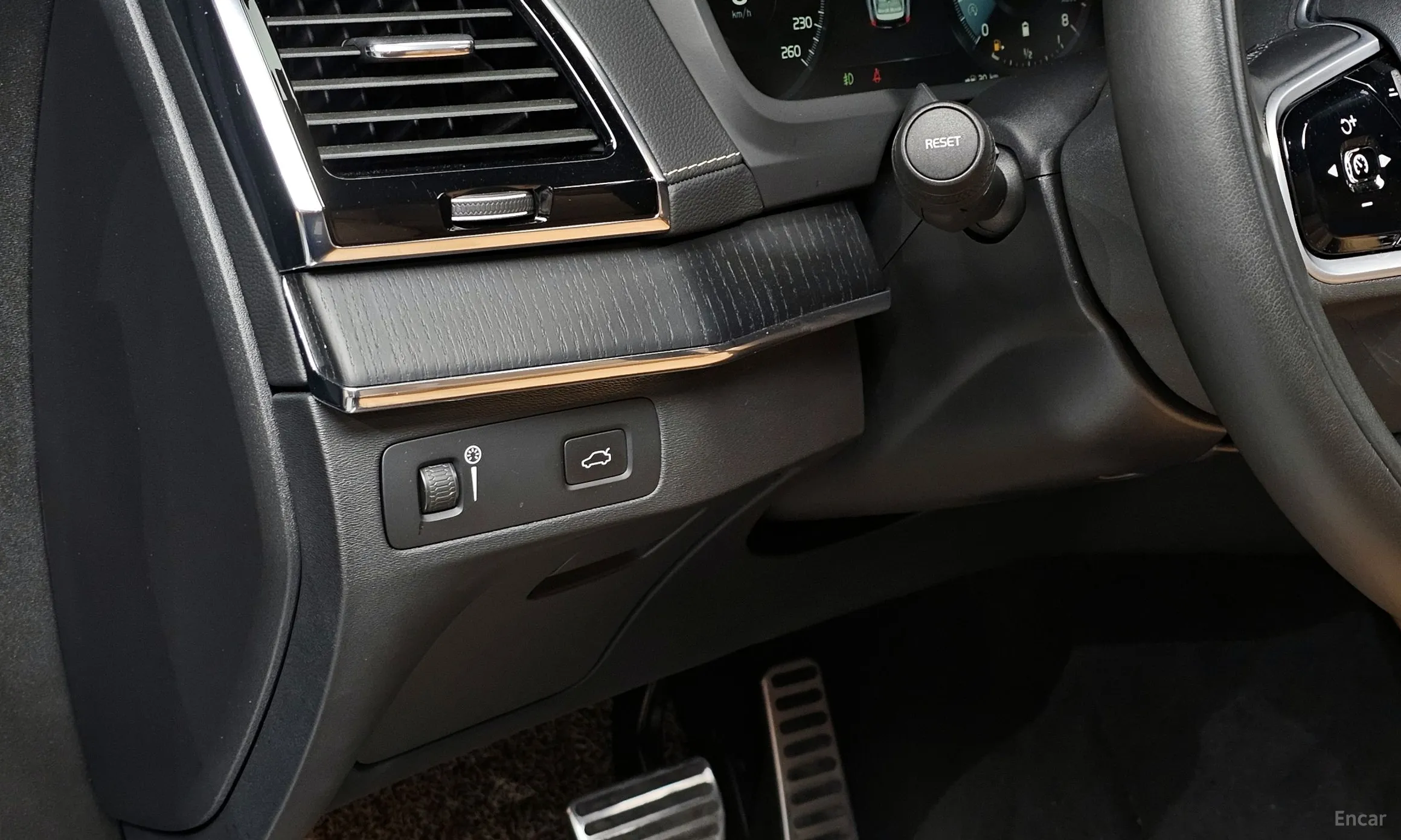 Volvo XC90 Gen 2 превью 16