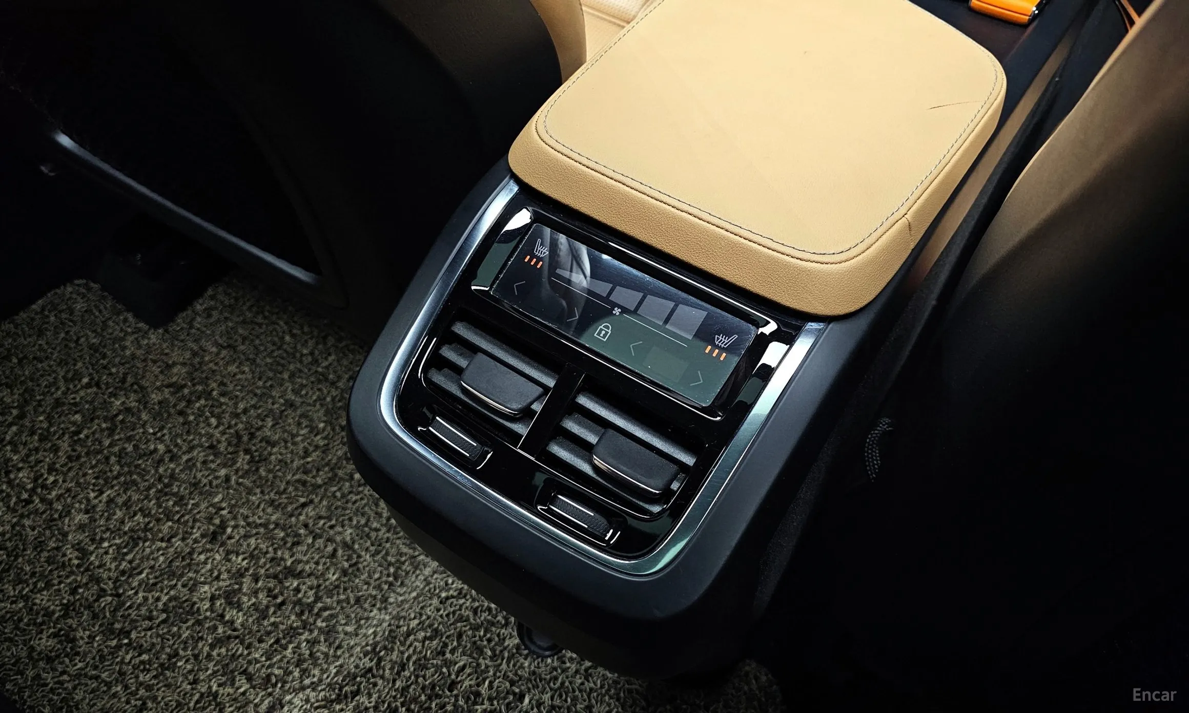 Volvo XC90 Gen 2 превью 17