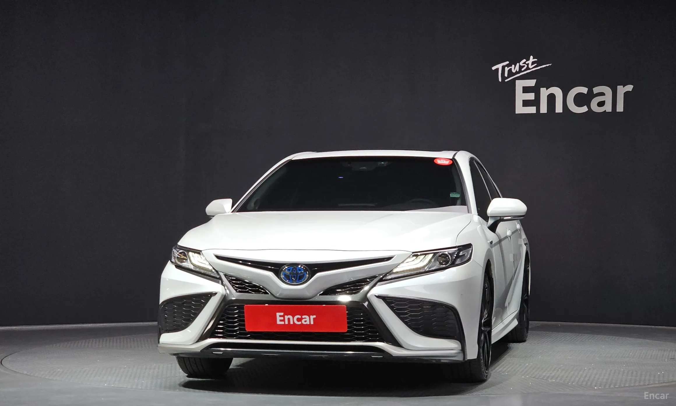 Toyota Camry (XV70) превью 3