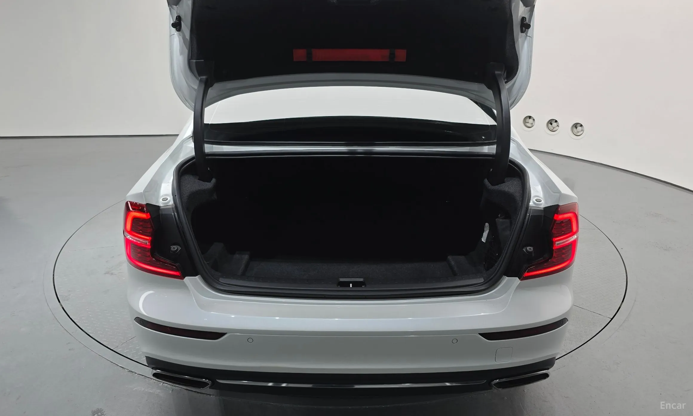Volvo S60 3rd Generation превью 20