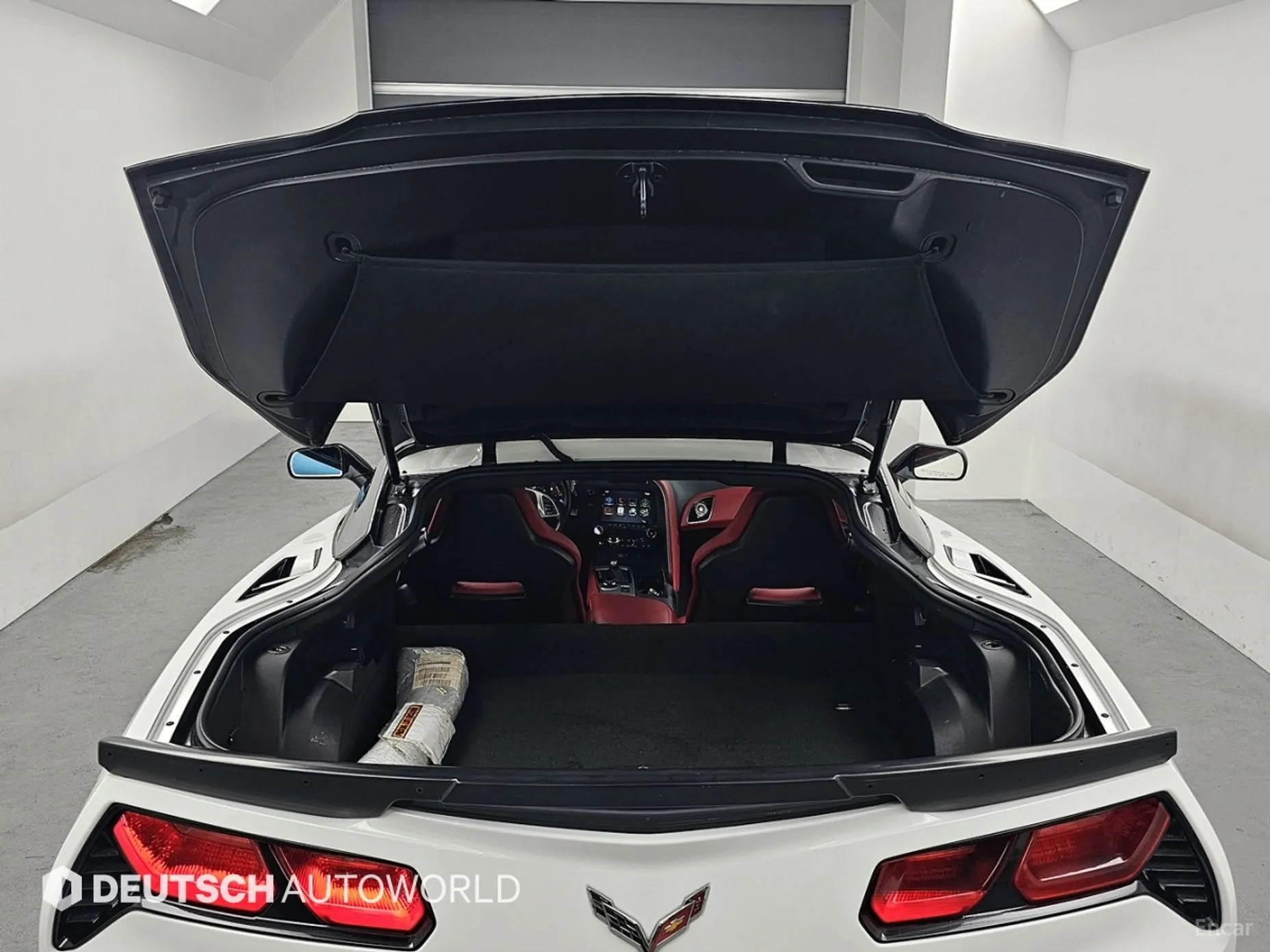 Chevrolet Corvette превью 20