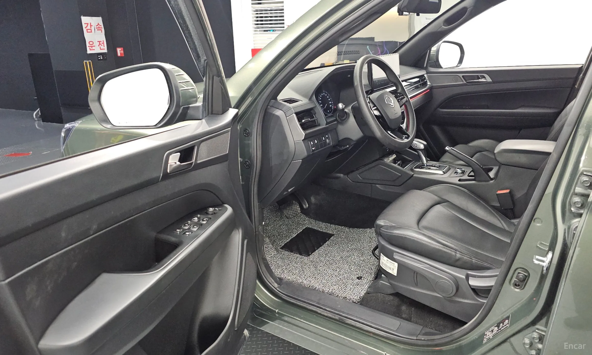 KG Mobility (SsangYong) Rexton Sports превью 10