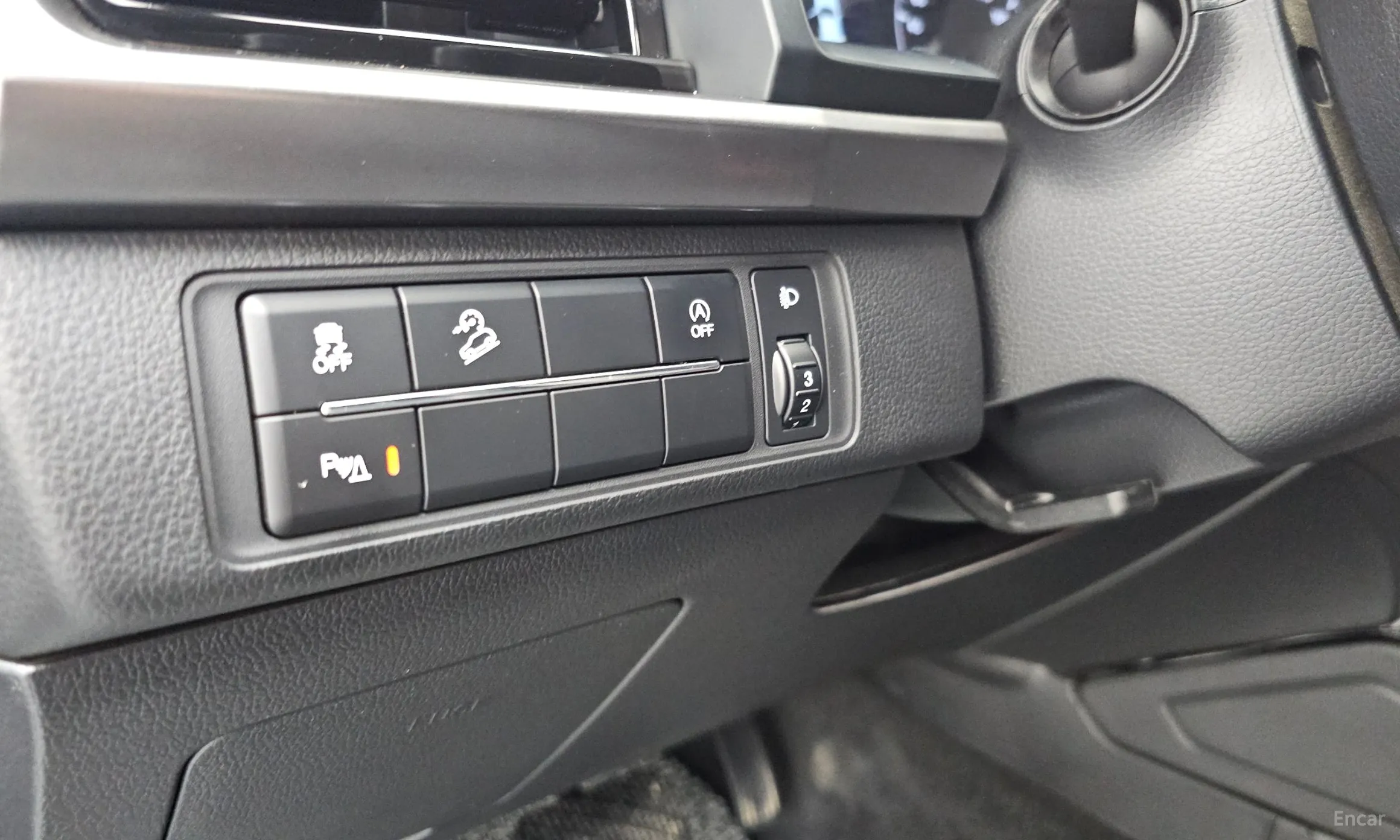 KG Mobility (SsangYong) Rexton Sports превью 16