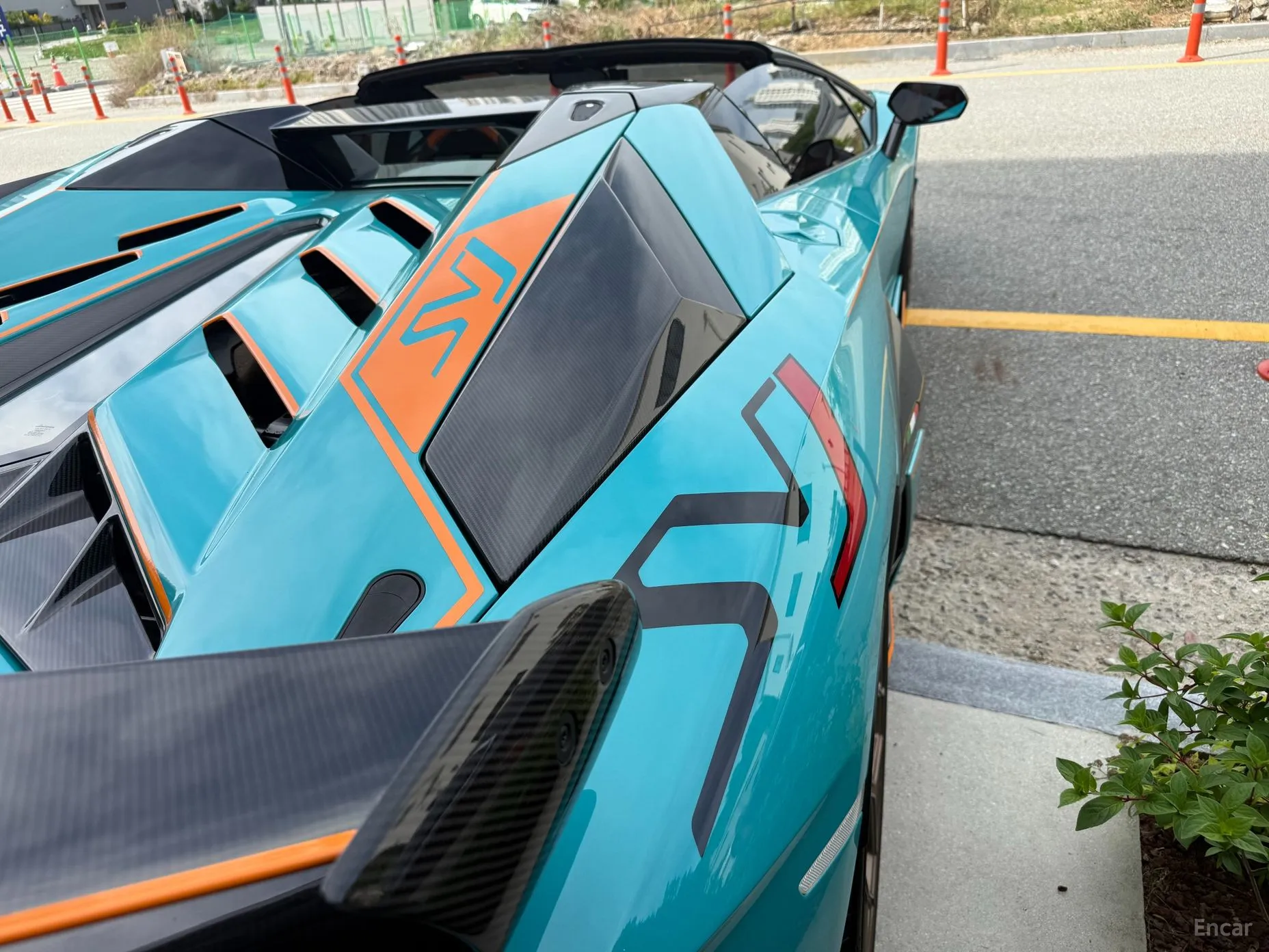 Lamborghini Aventador превью 10