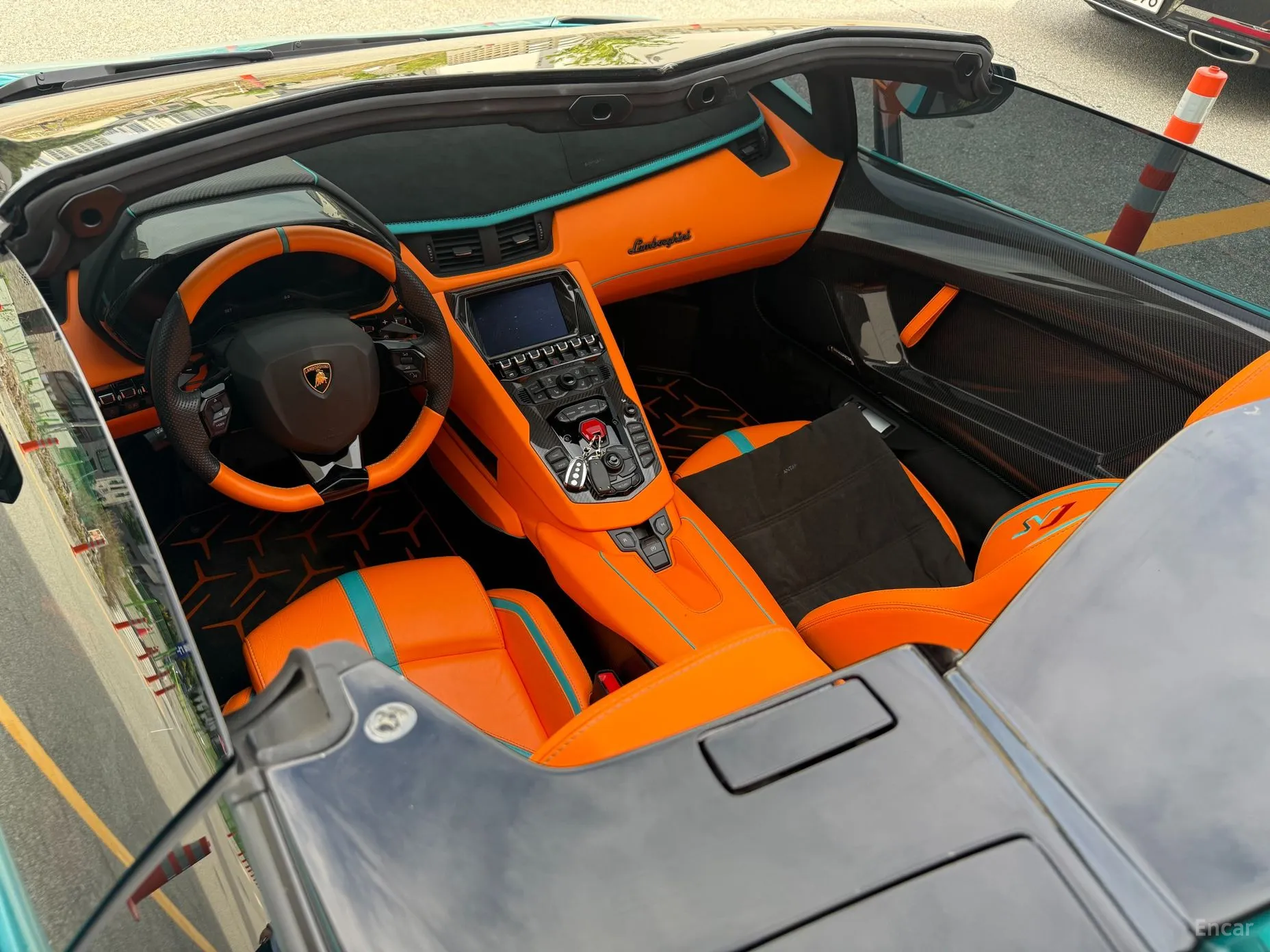 Lamborghini Aventador превью 16