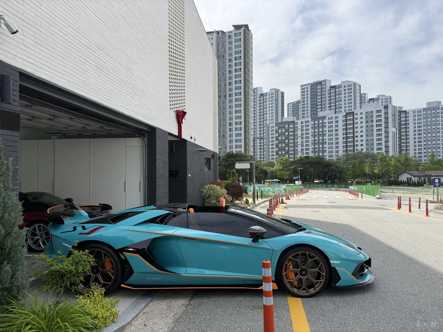 Lamborghini Aventador превью 7