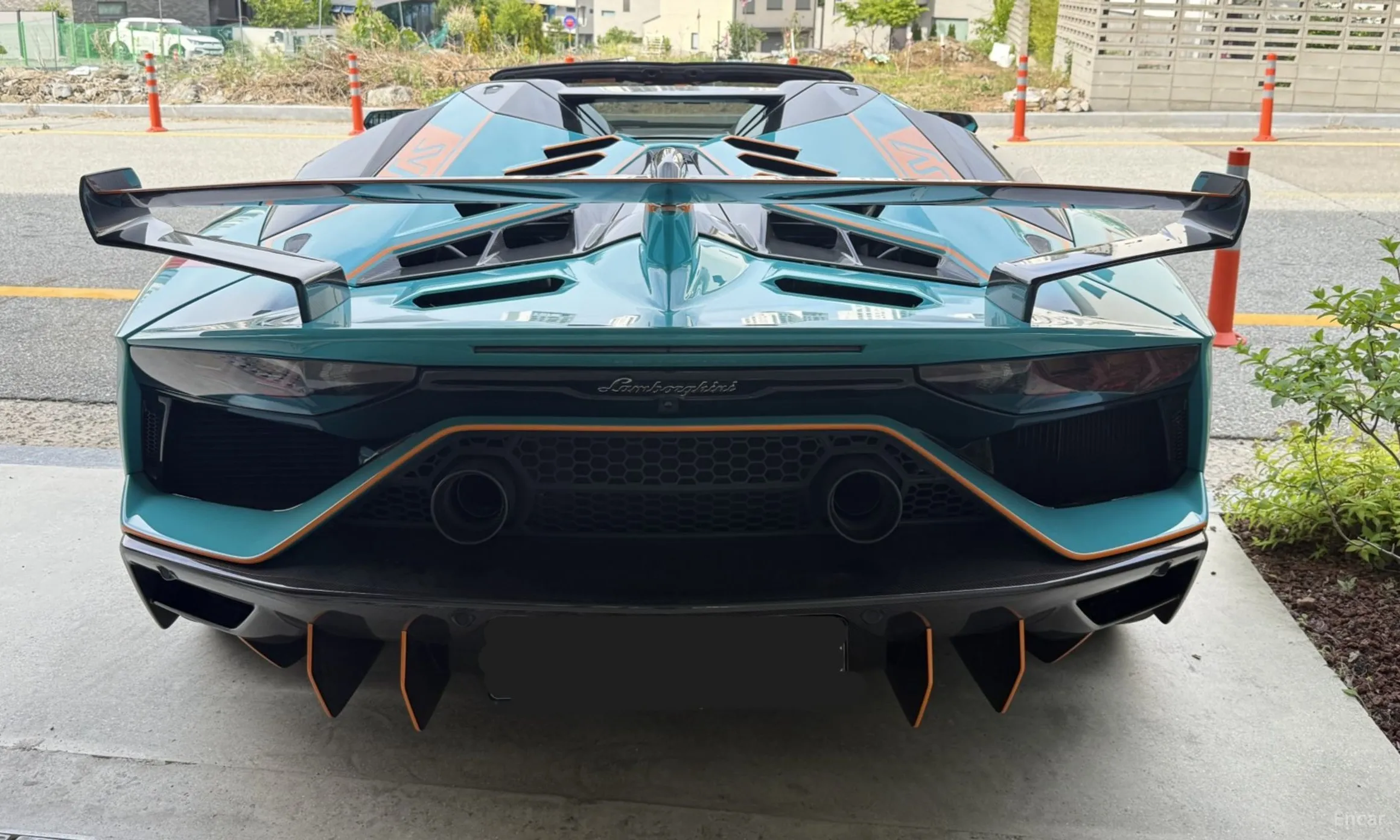 Lamborghini Aventador превью 8