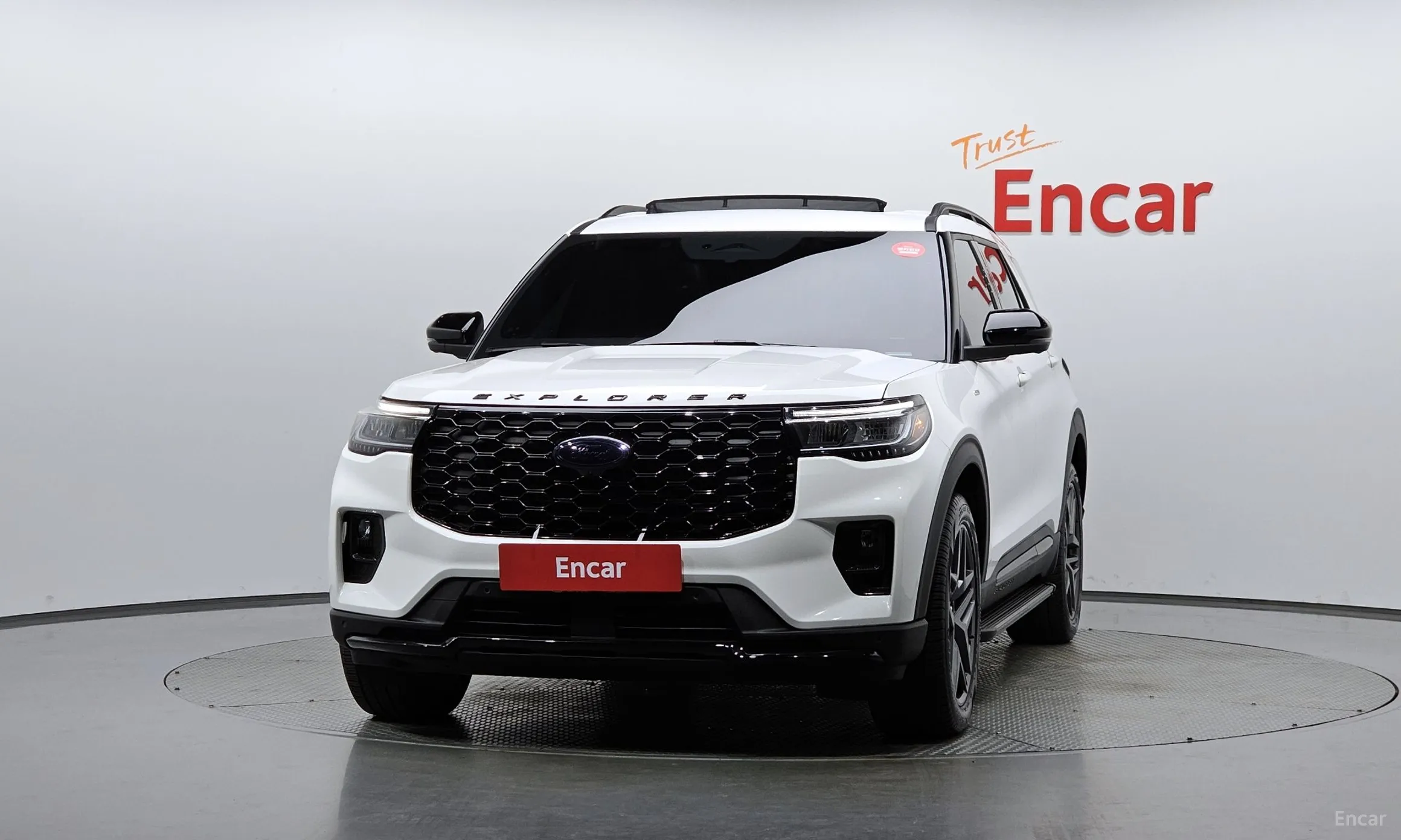 Ford Explorer 6th Generation превью 3