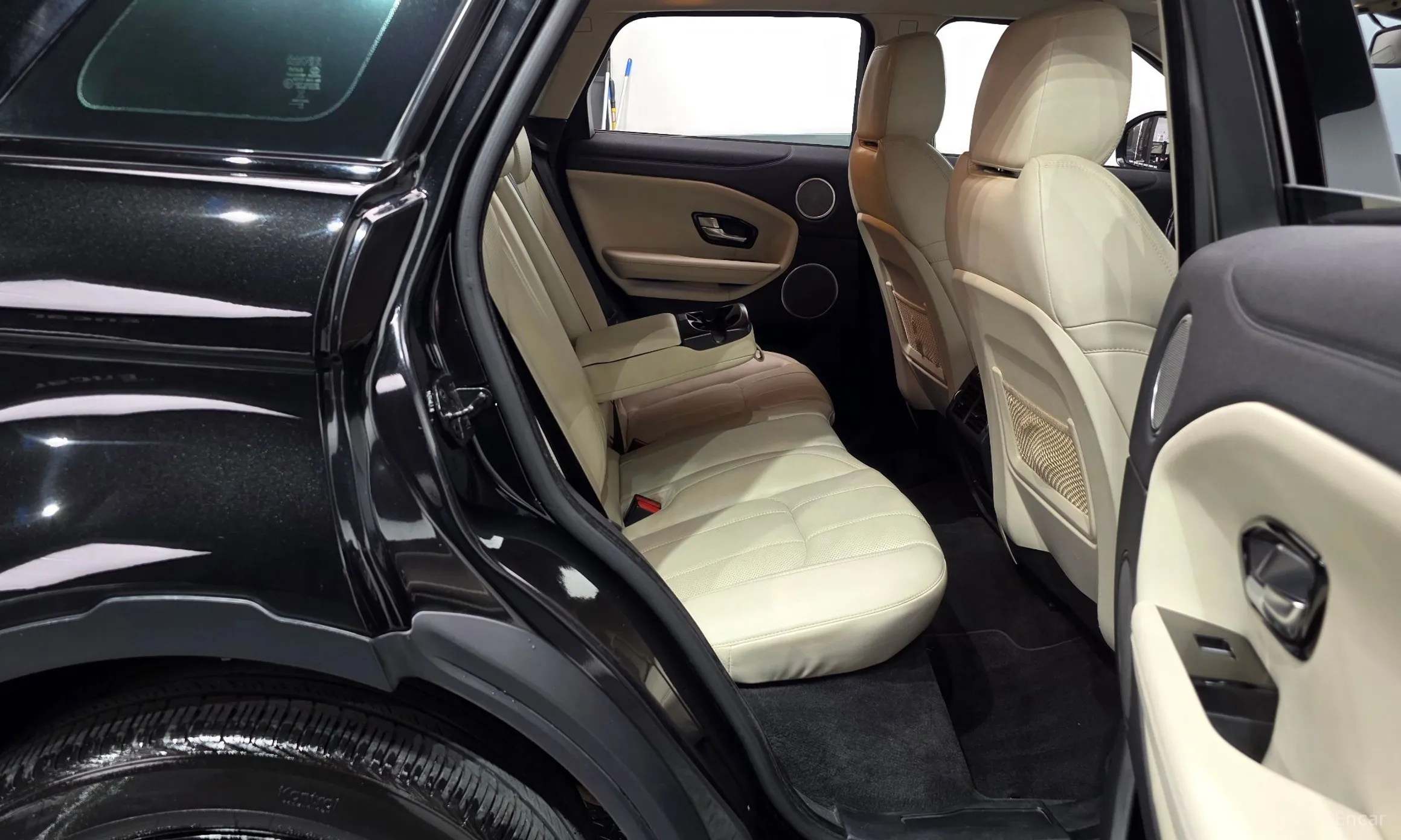 Land Rover Range Rover Evoque превью 11