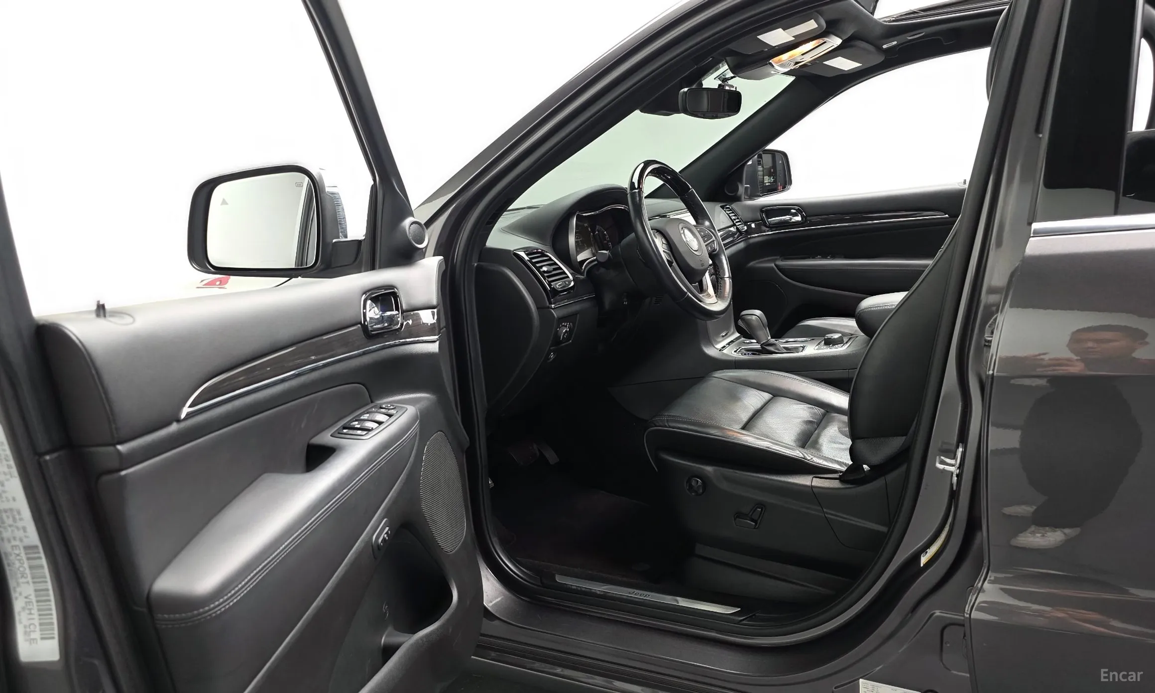 Jeep Grand Cherokee превью 10