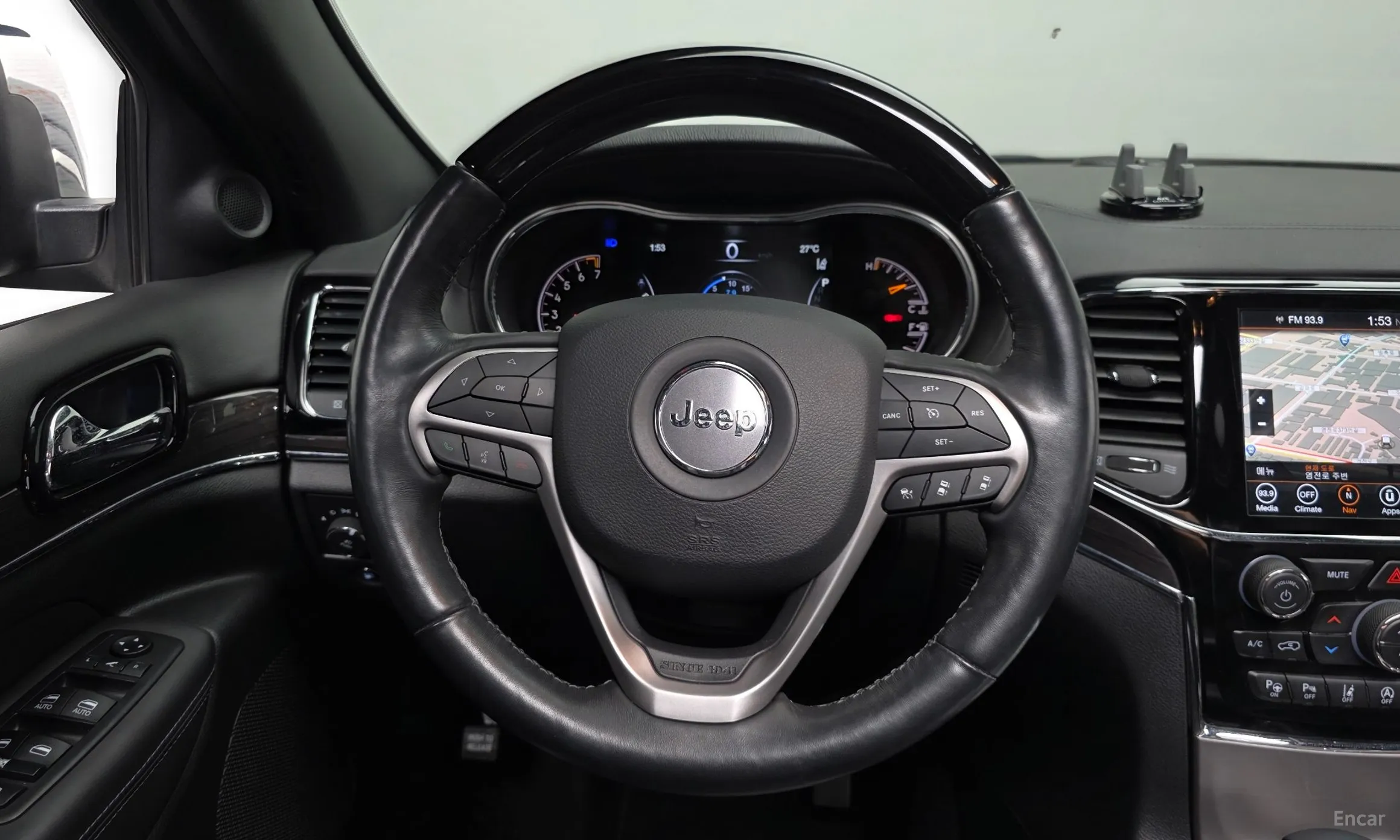 Jeep Grand Cherokee превью 13