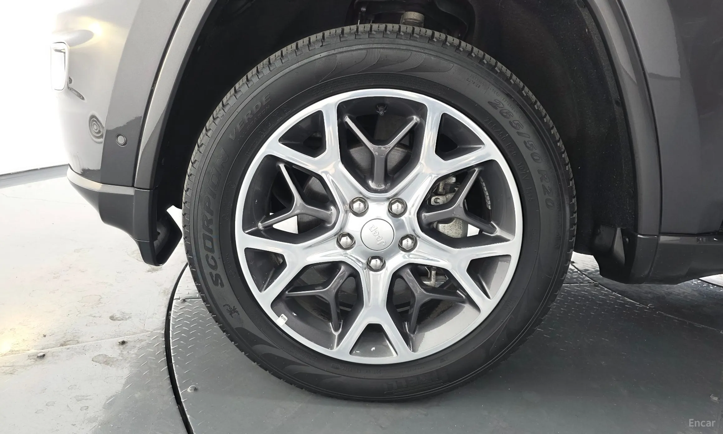 Jeep Grand Cherokee превью 5