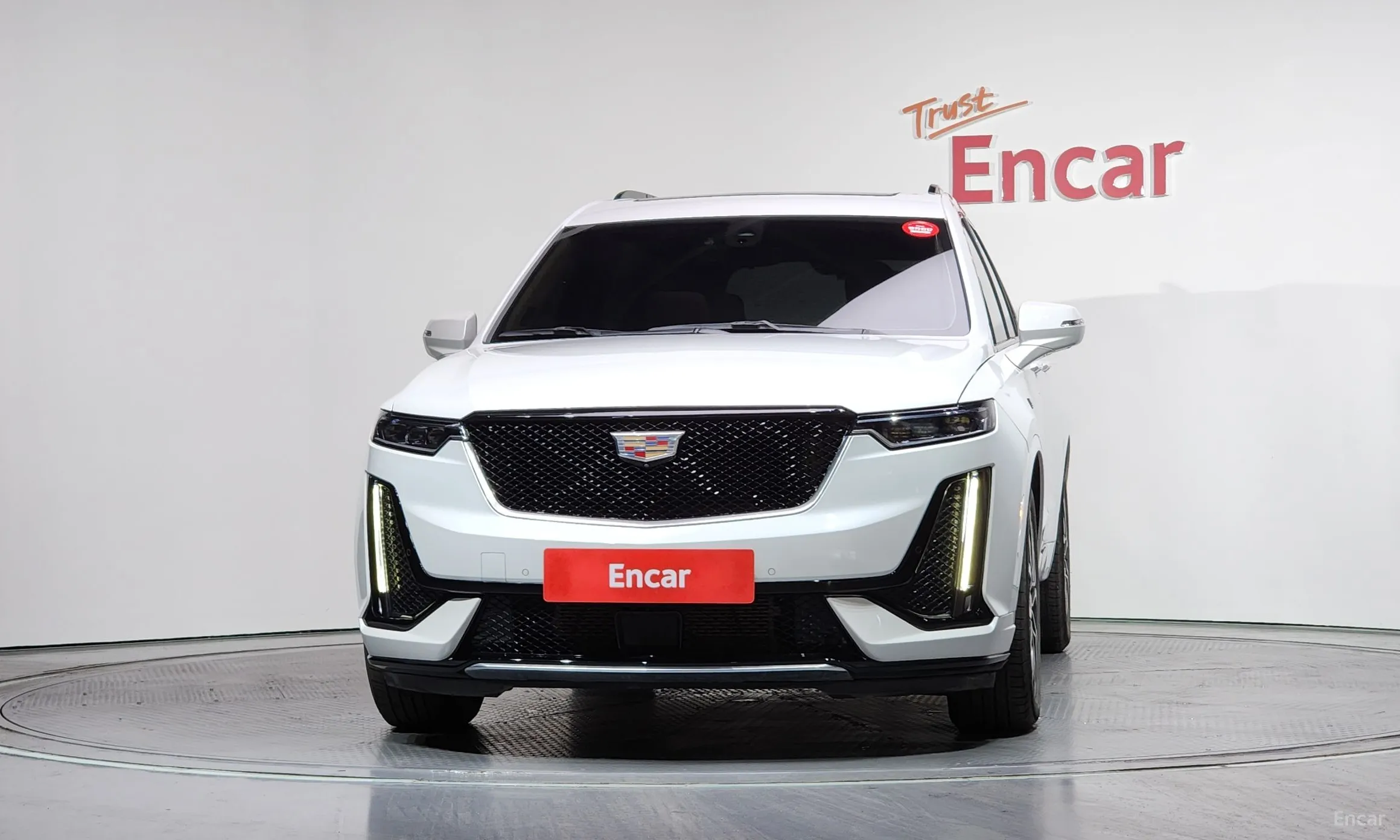 Cadillac XT6 превью 3