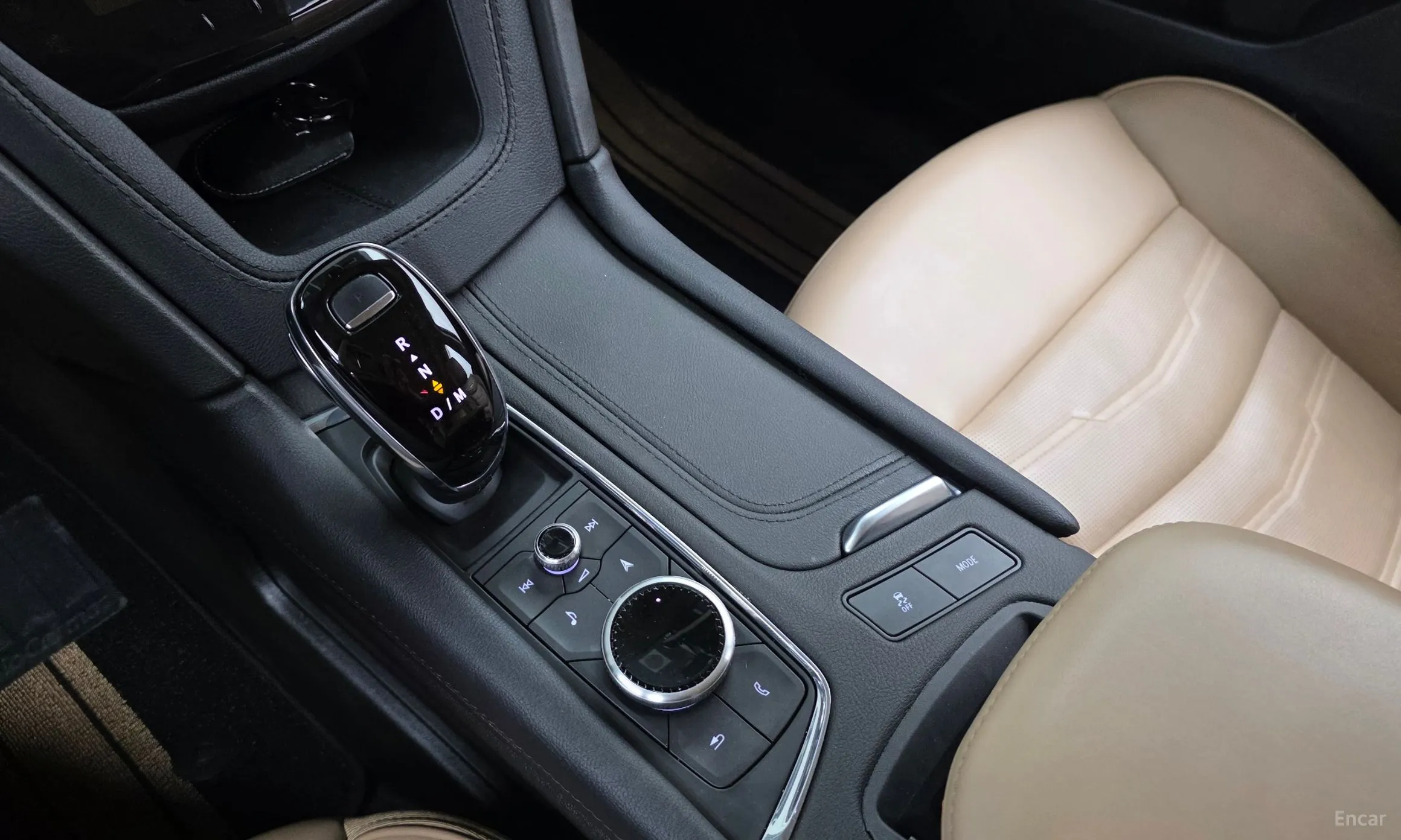 Cadillac XT6 превью 9