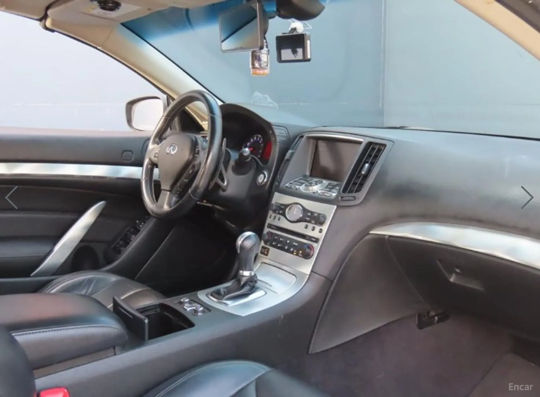Infiniti G37 превью 12