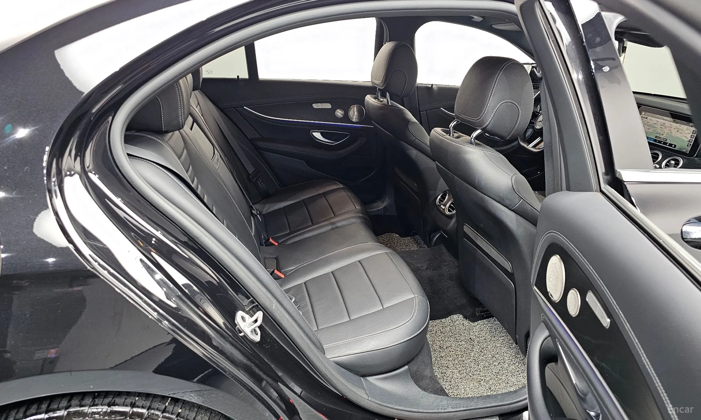 Mercedes Benz E-Class W213 превью 11