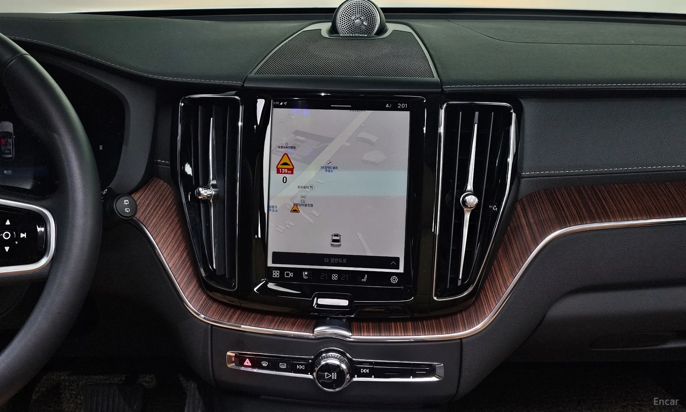 Volvo XC60 Gen 2 превью 14