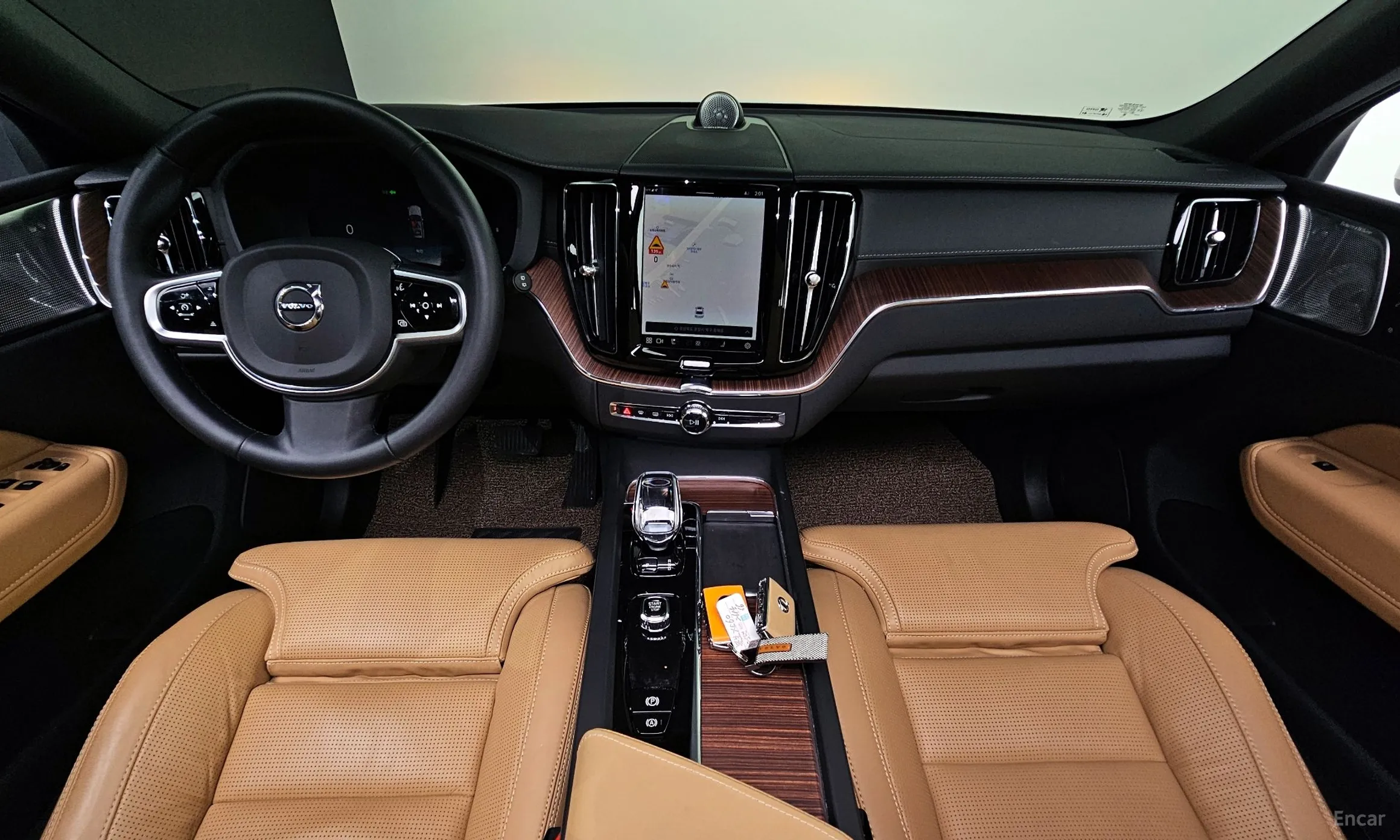 Volvo XC60 Gen 2 превью 7