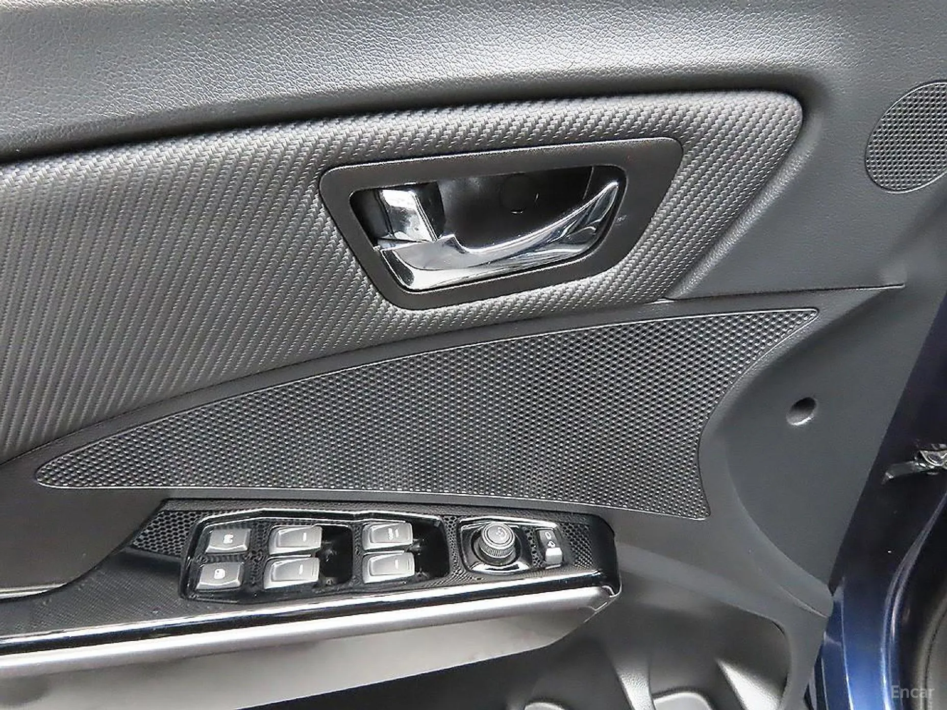 KG Mobility (SsangYong) Berry New Tivoli превью 12