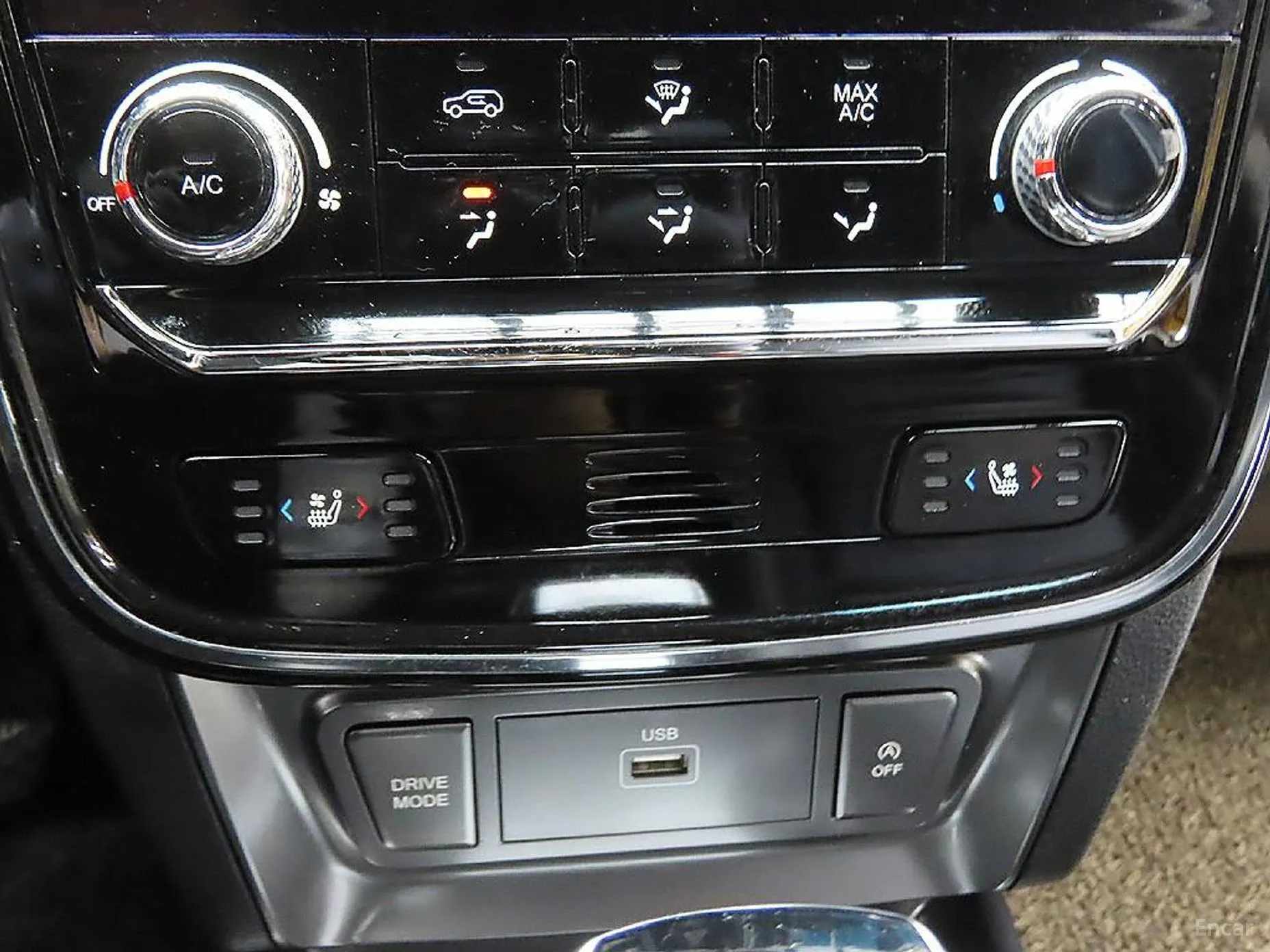 KG Mobility (SsangYong) Berry New Tivoli превью 15