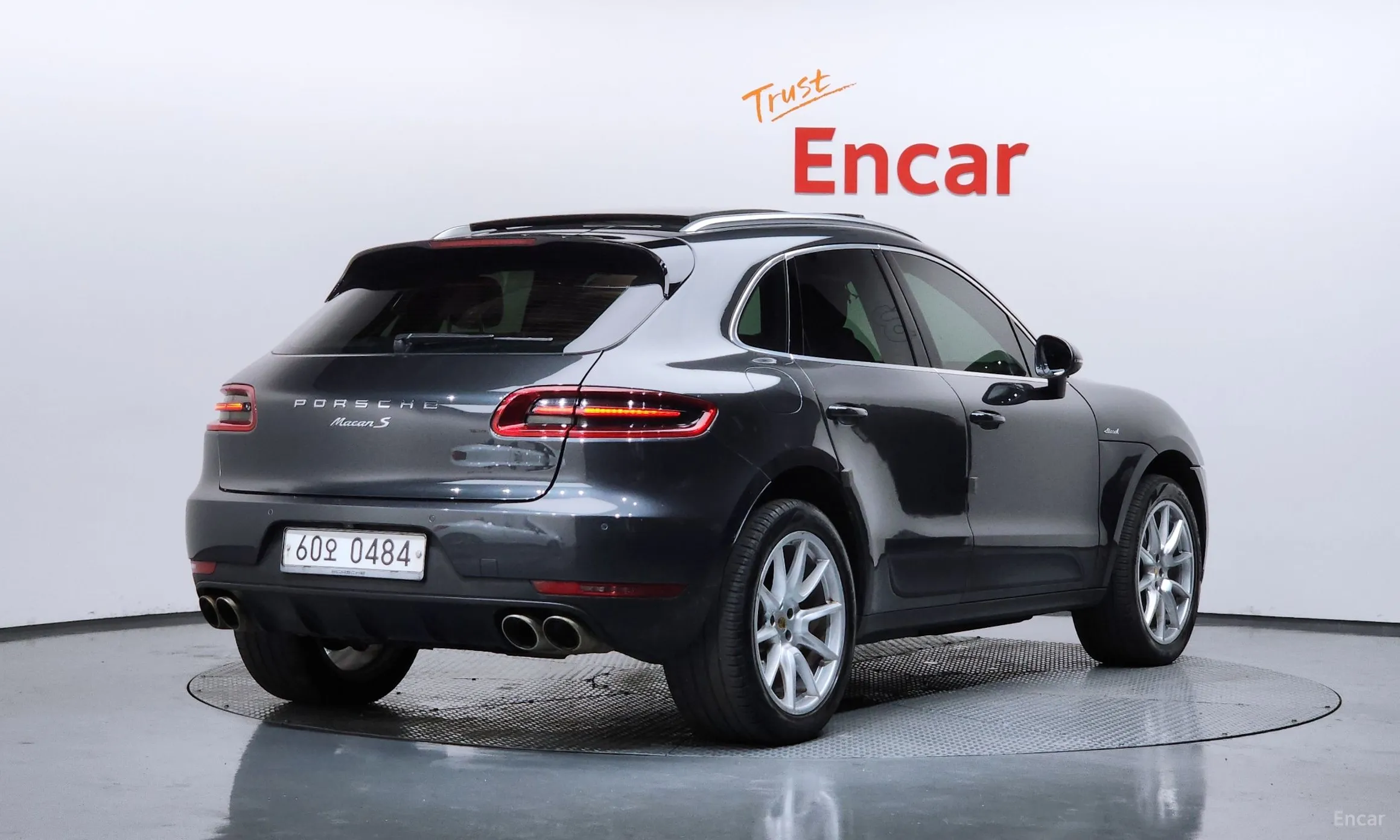 Porsche Macan превью 2