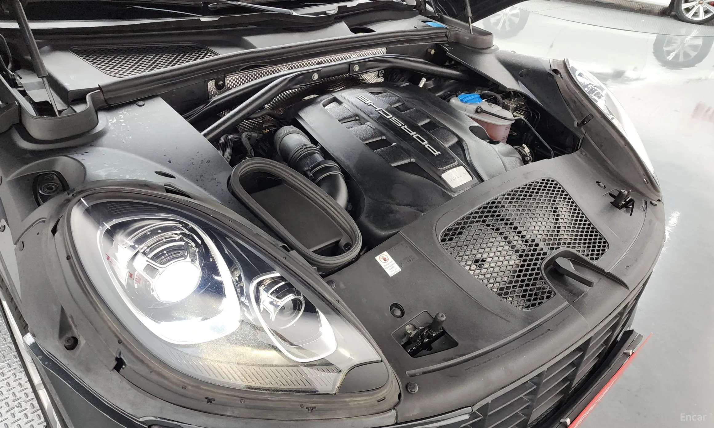 Porsche Macan превью 6