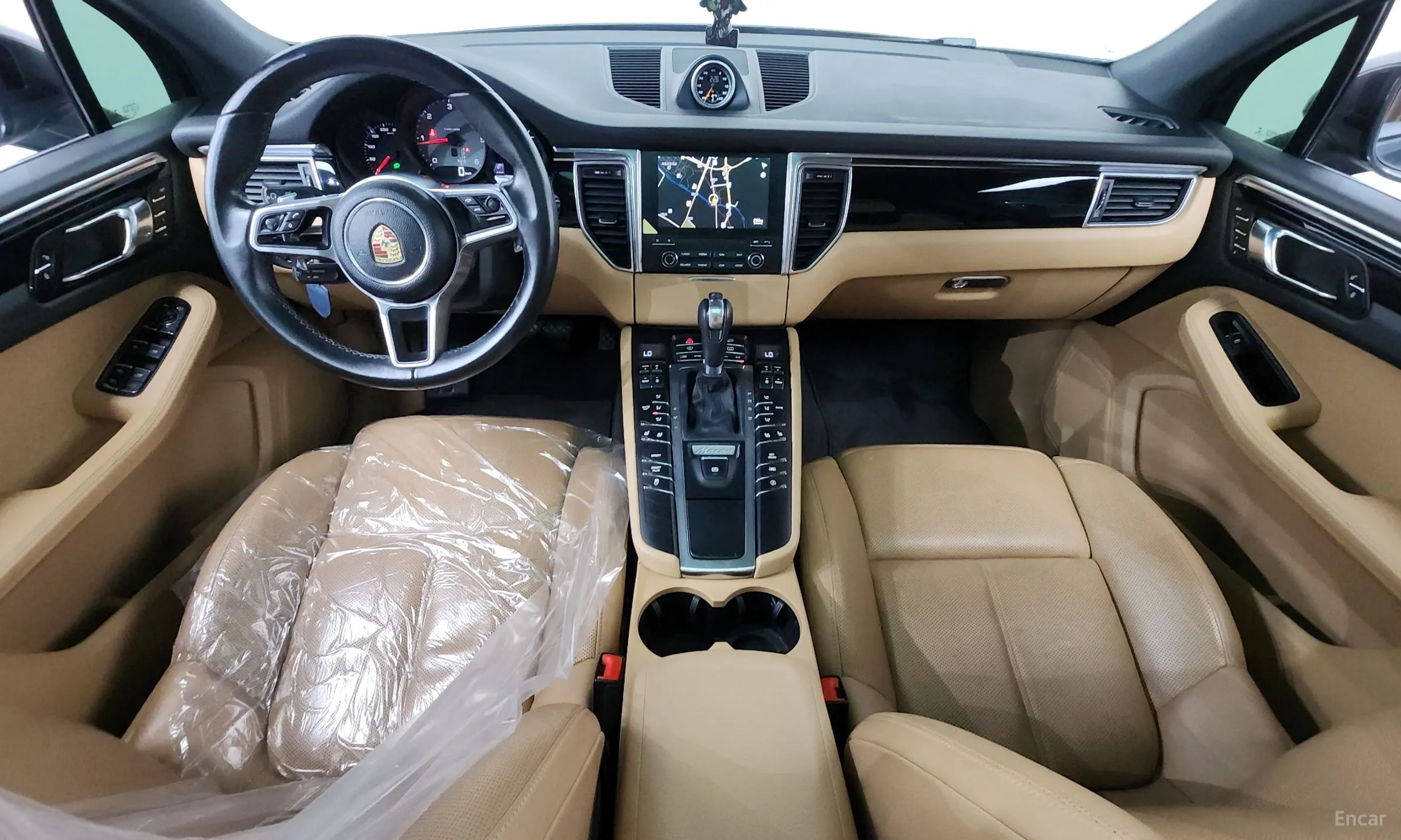 Porsche Macan превью 7