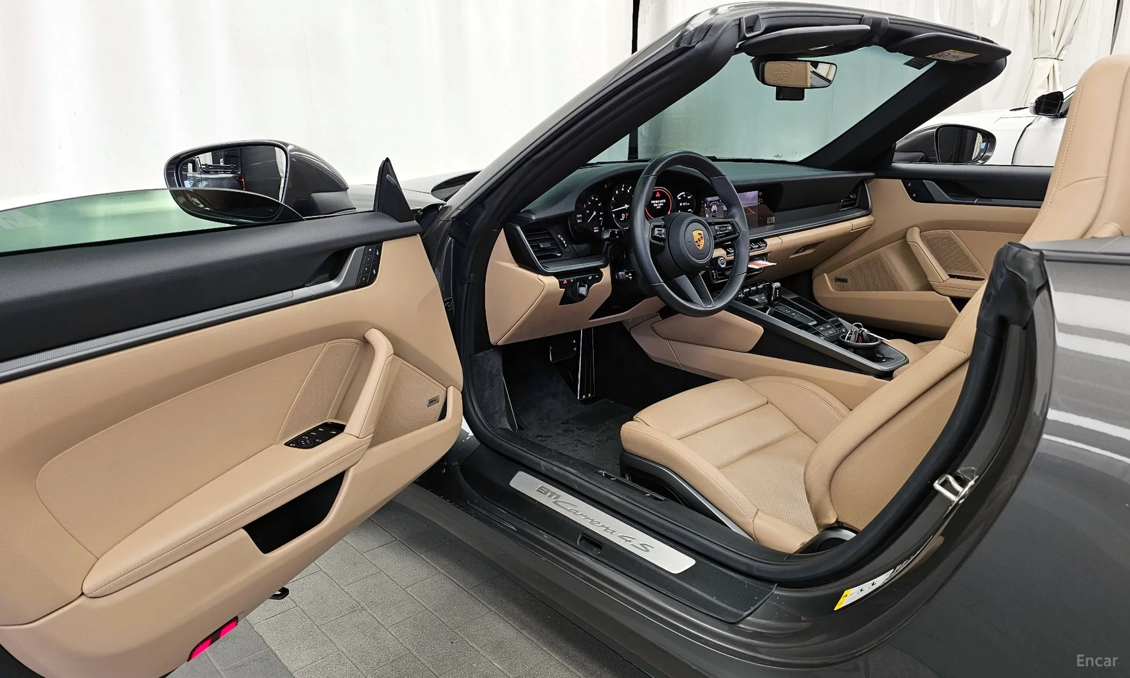 Porsche 911 (992) превью 10