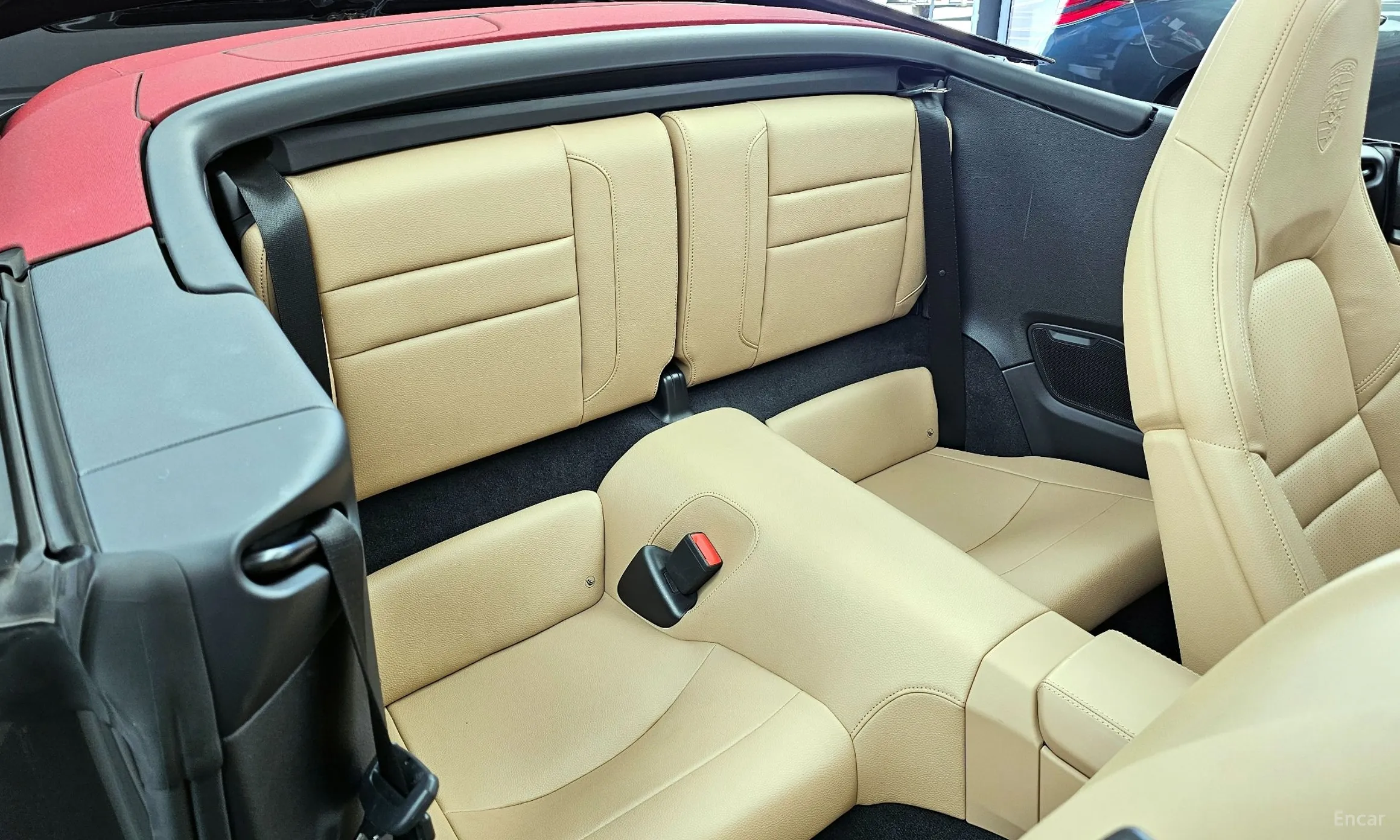 Porsche 911 (992) превью 12