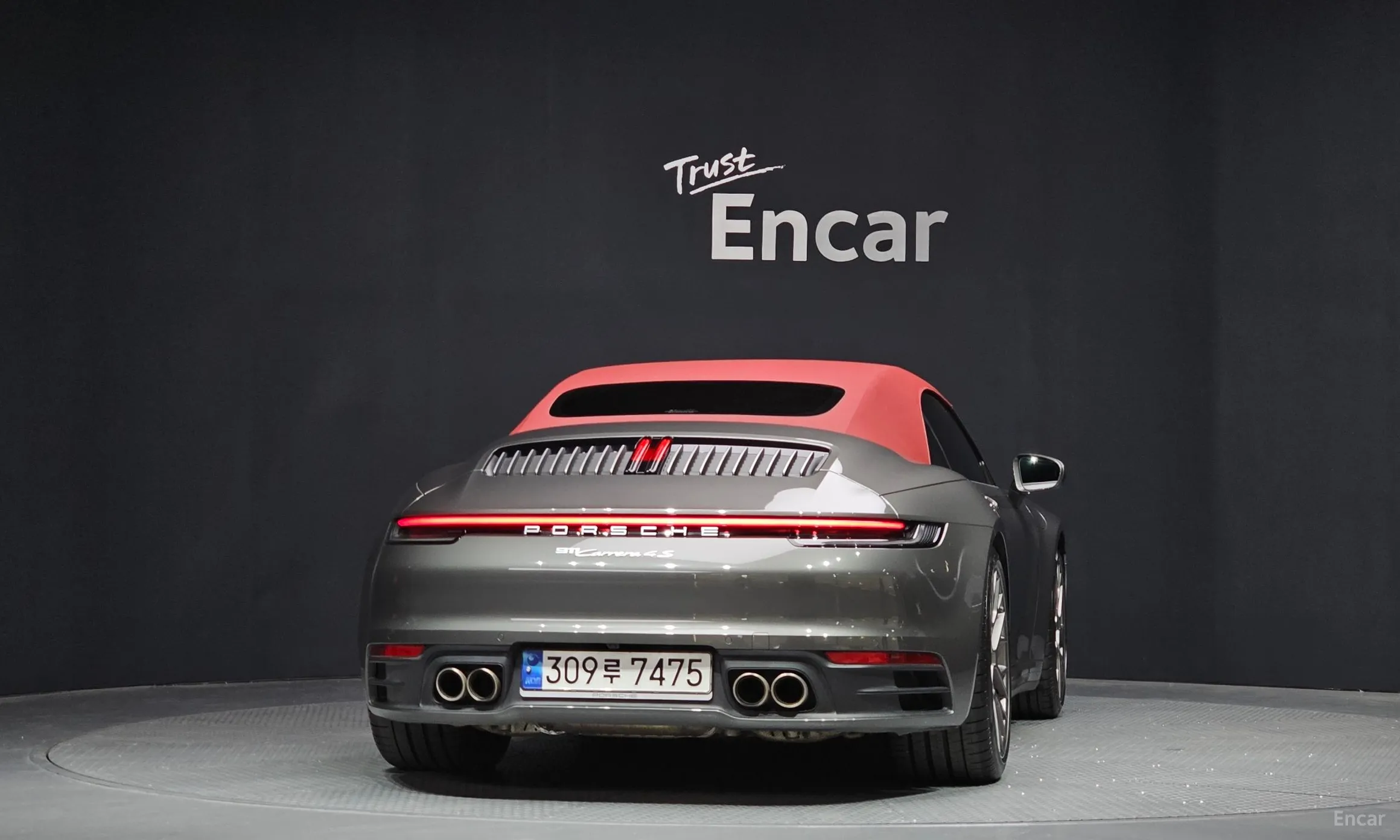 Porsche 911 (992) превью 4