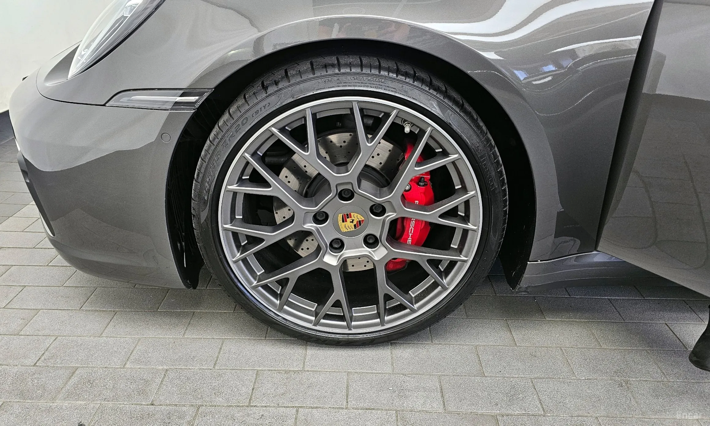 Porsche 911 (992) превью 5