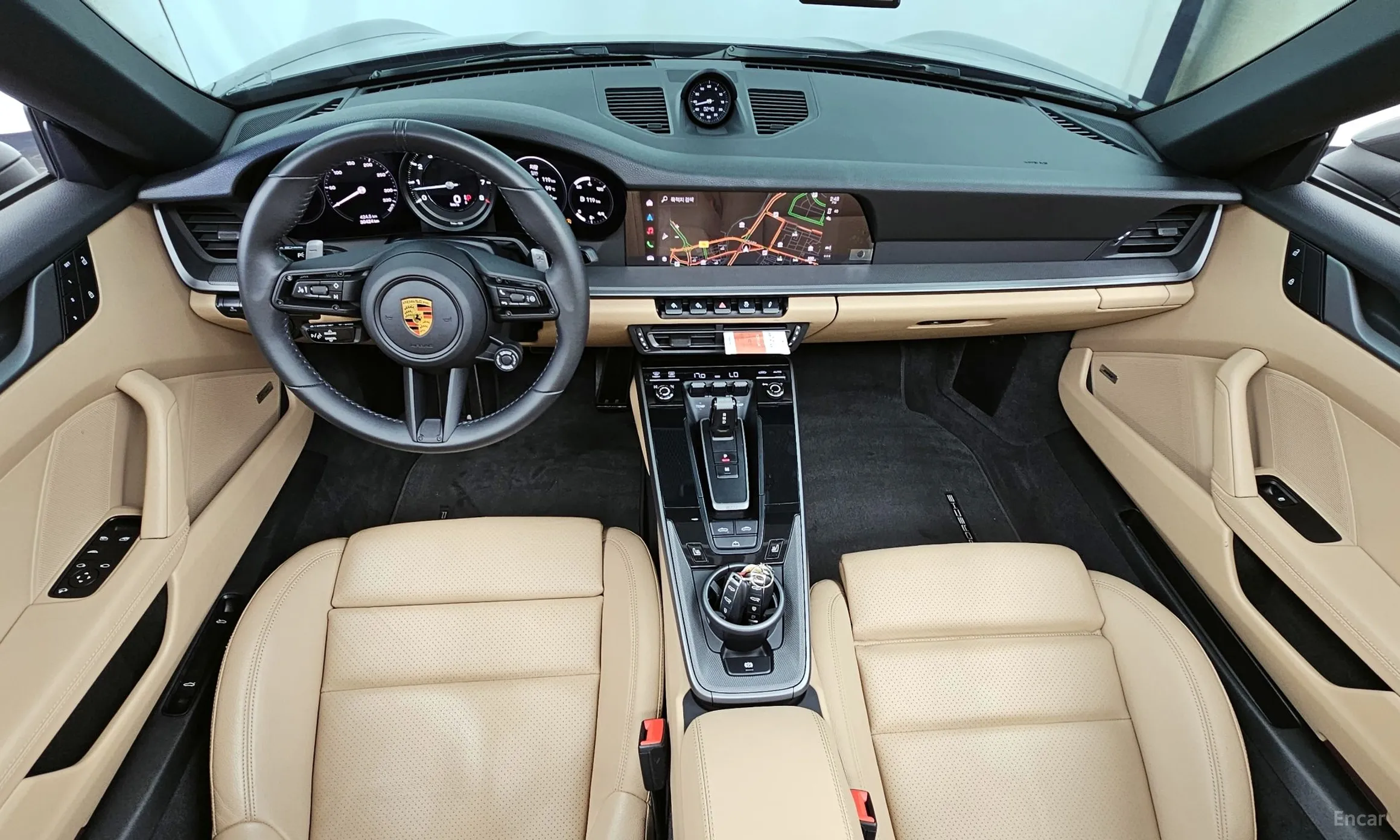 Porsche 911 (992) превью 7