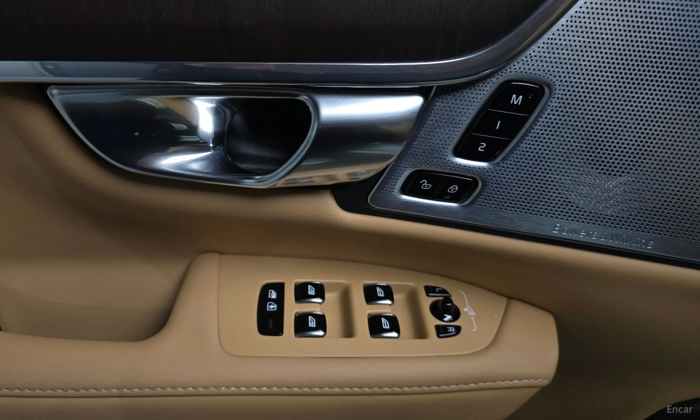 Volvo S90 превью 13
