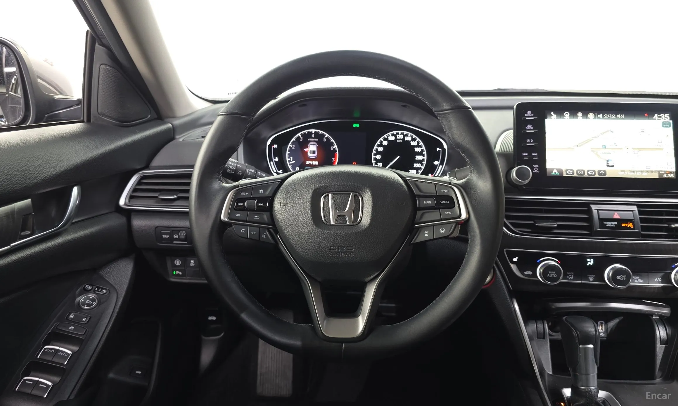 Honda Accord 10th Generation превью 13